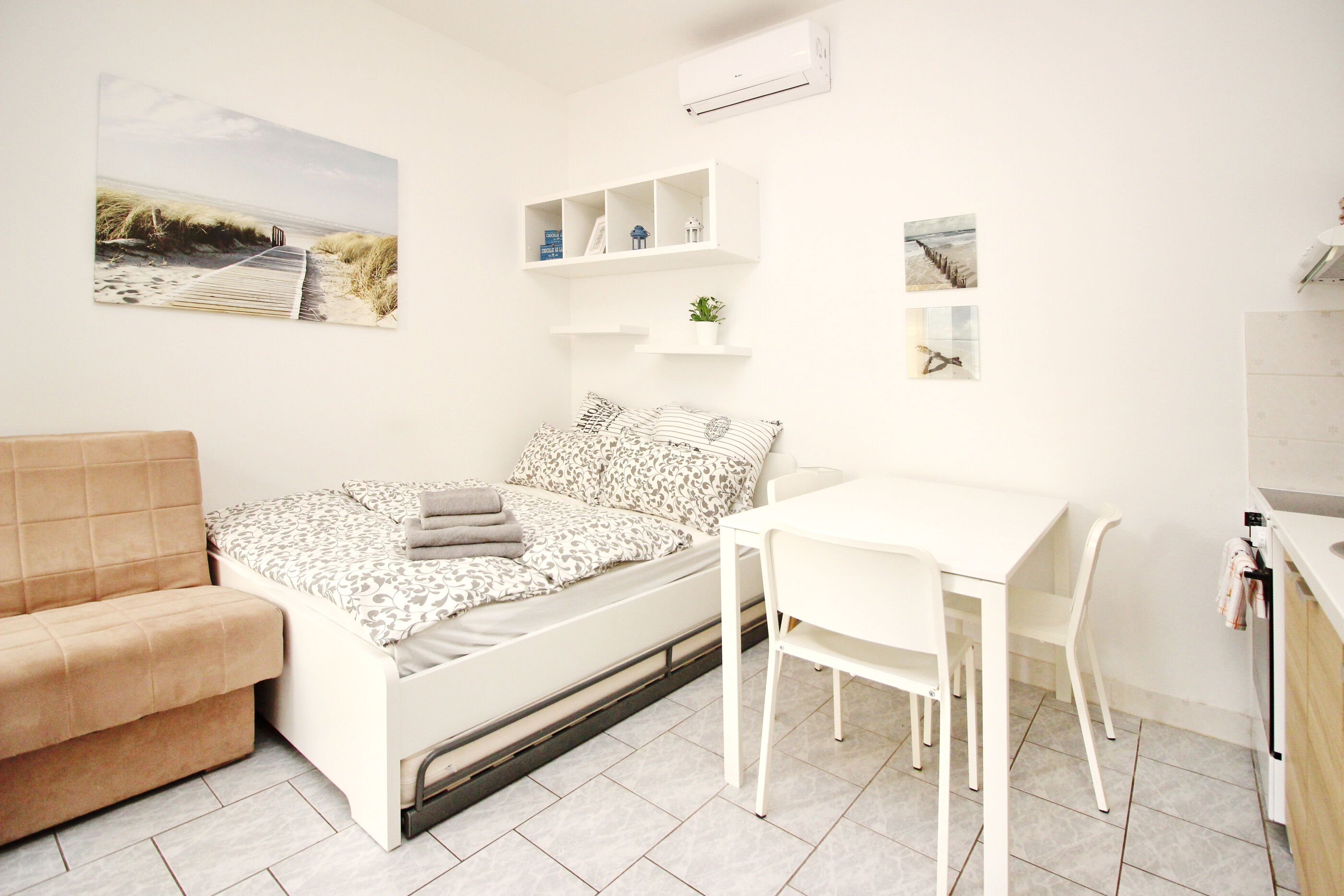 Apartments Zarok 69411-A4