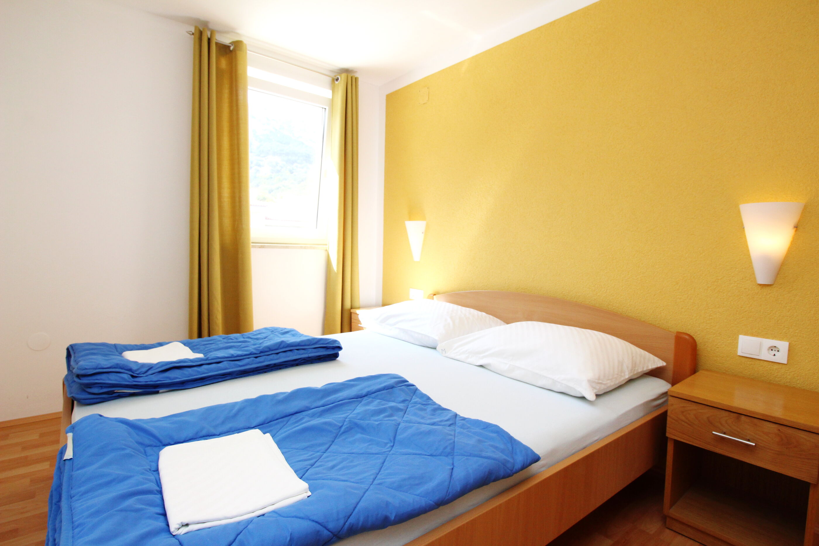 Apartments Zarok 69411-A7