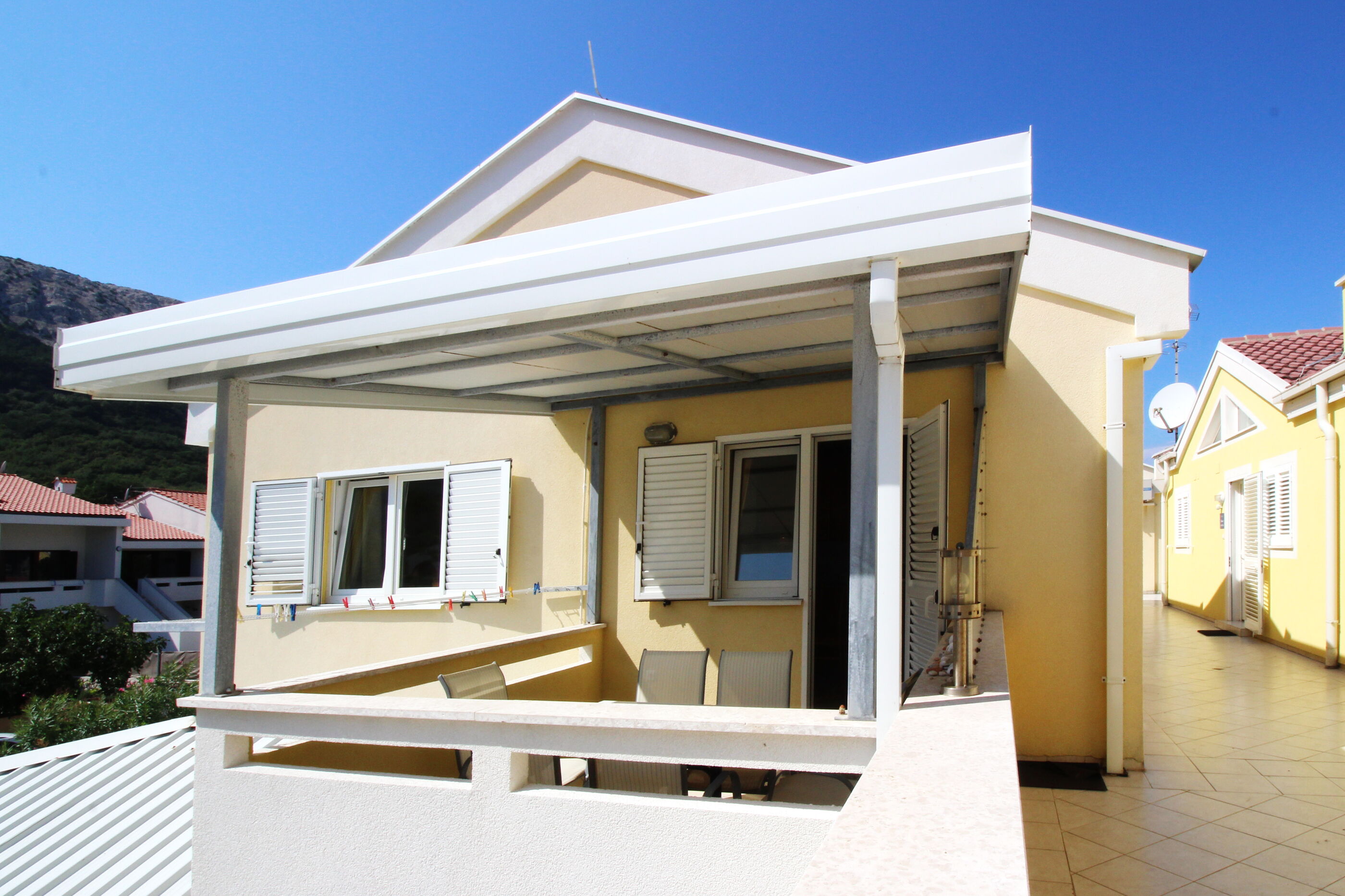 Apartments Zarok 69411-A7