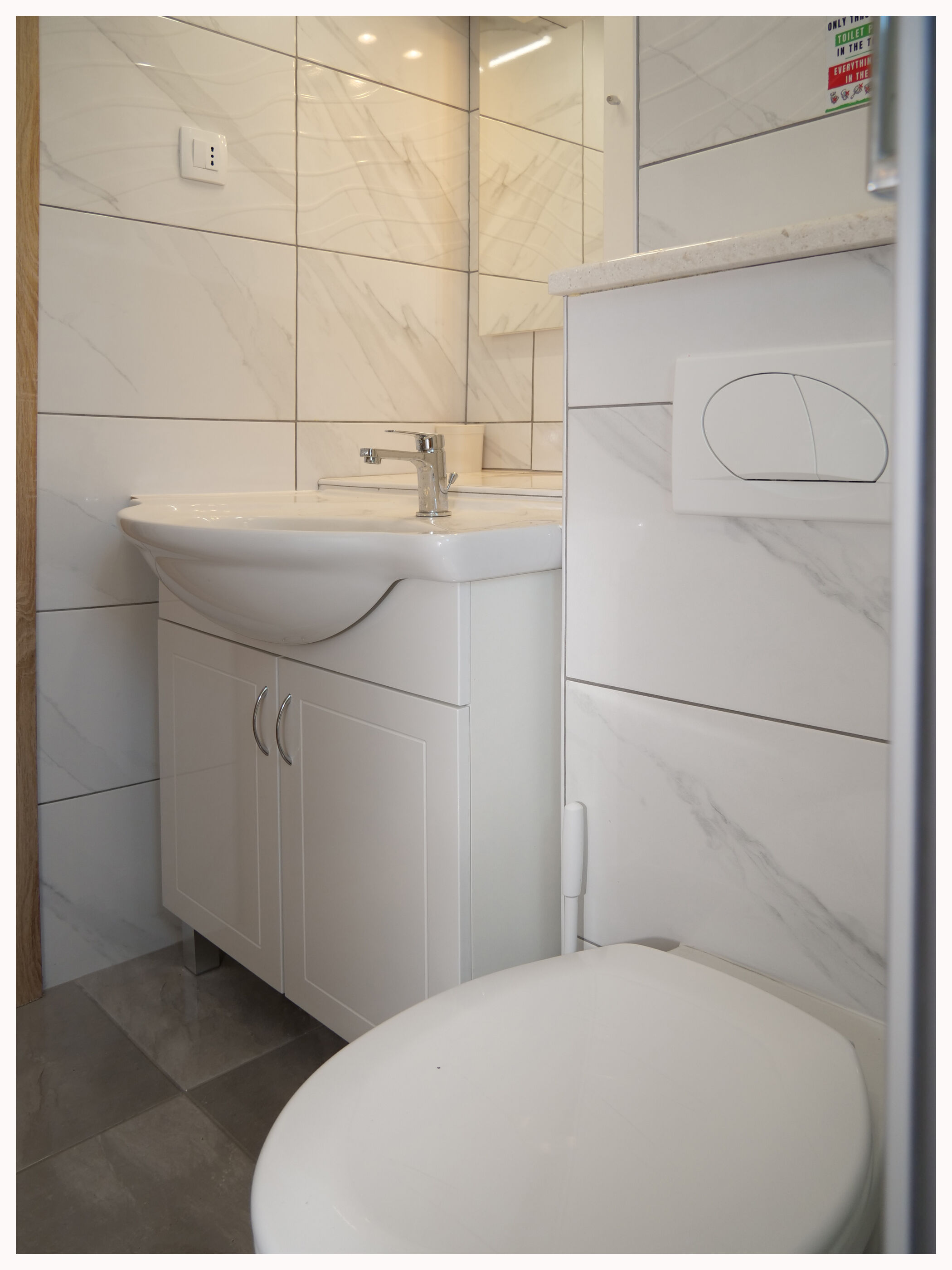 House Luketini dvori 97091-K1