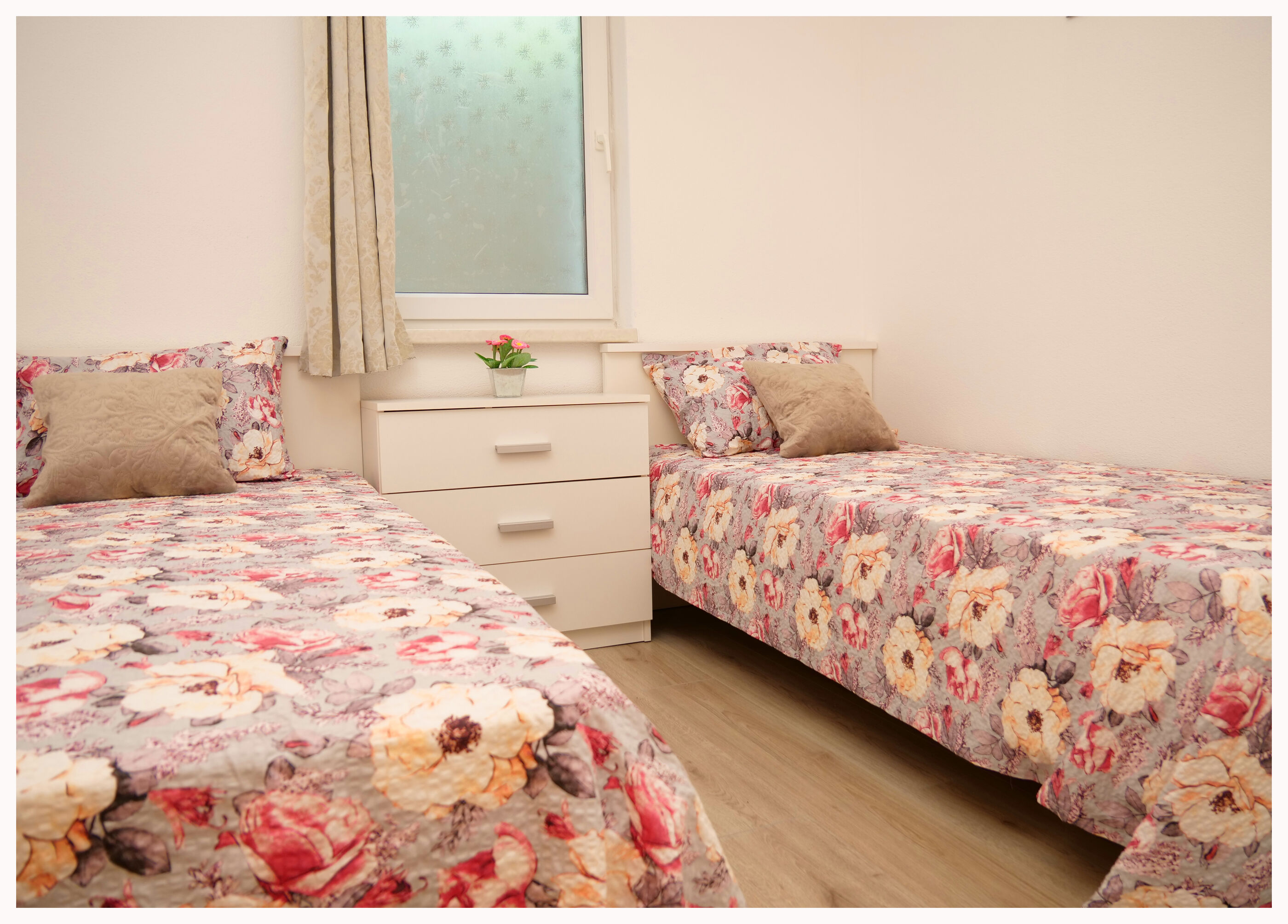 House Luketini dvori 97091-K1
