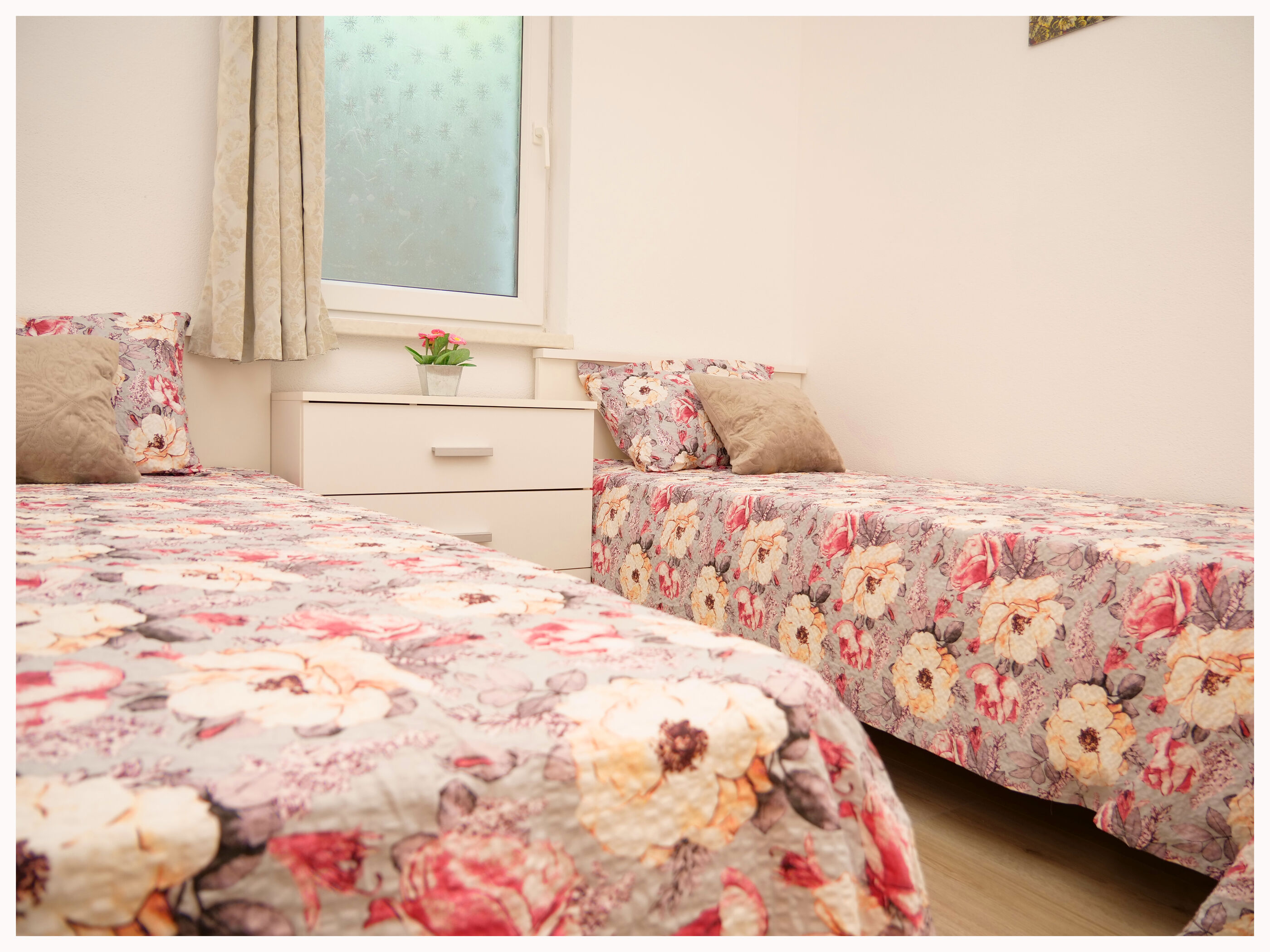 House Luketini dvori 97091-K1