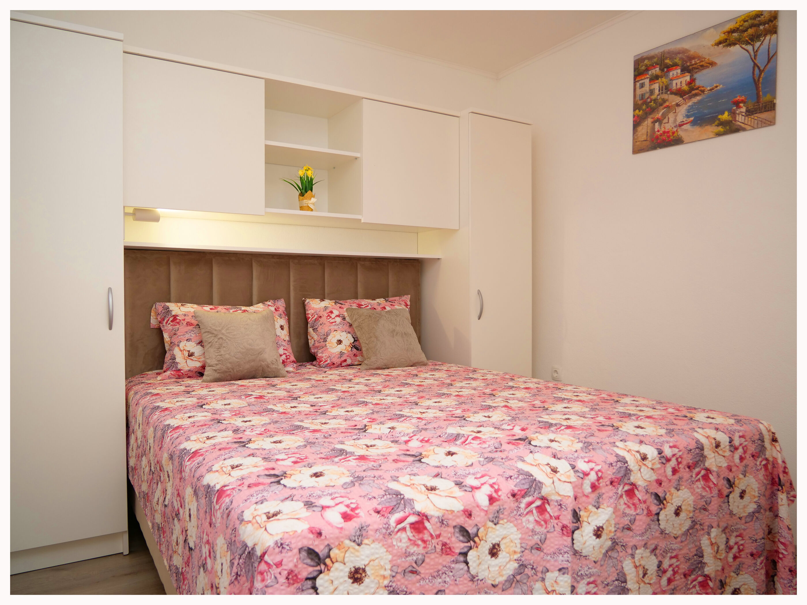 House Luketini dvori 97091-K1