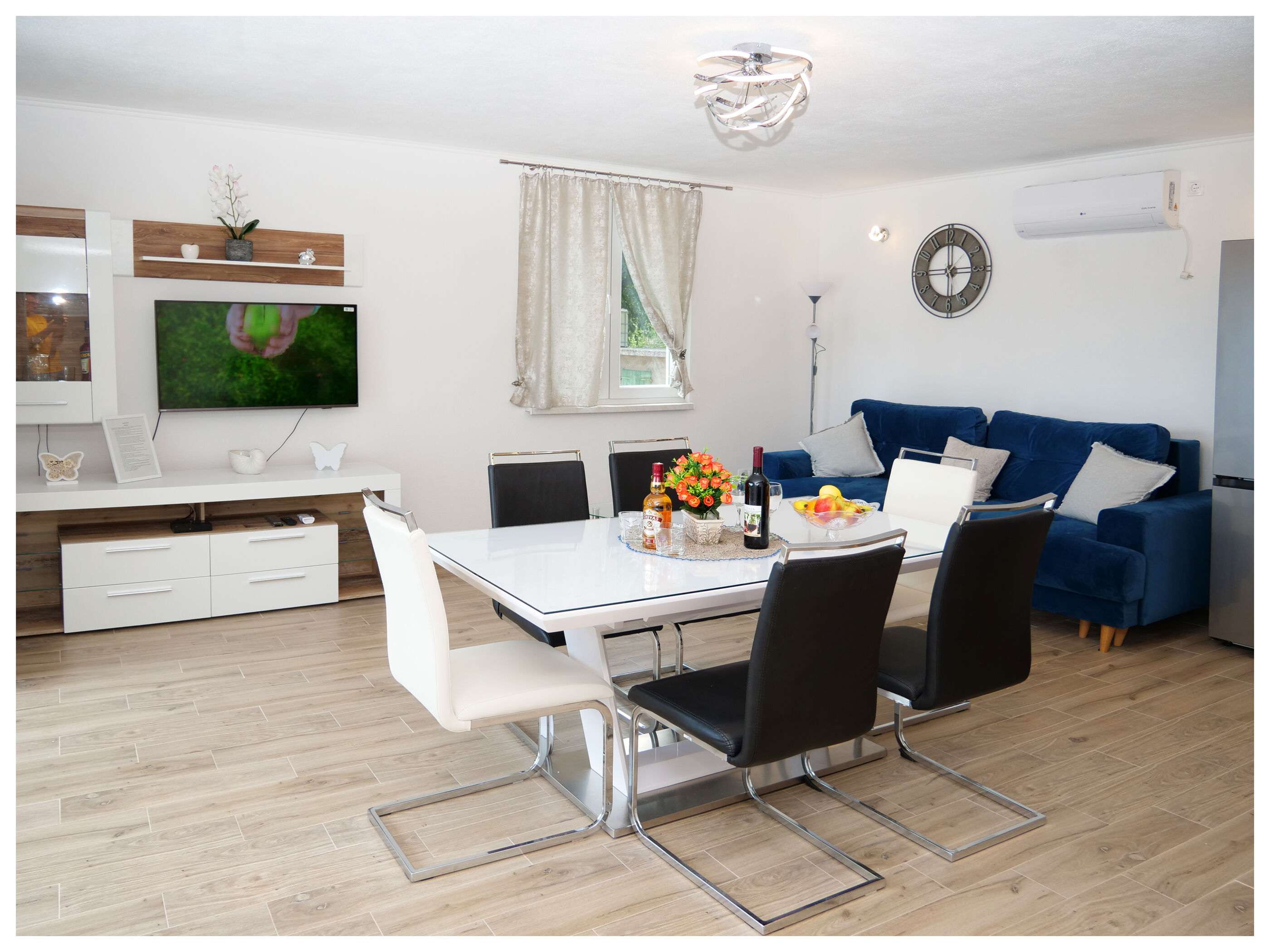 House Luketini dvori 97091-K1