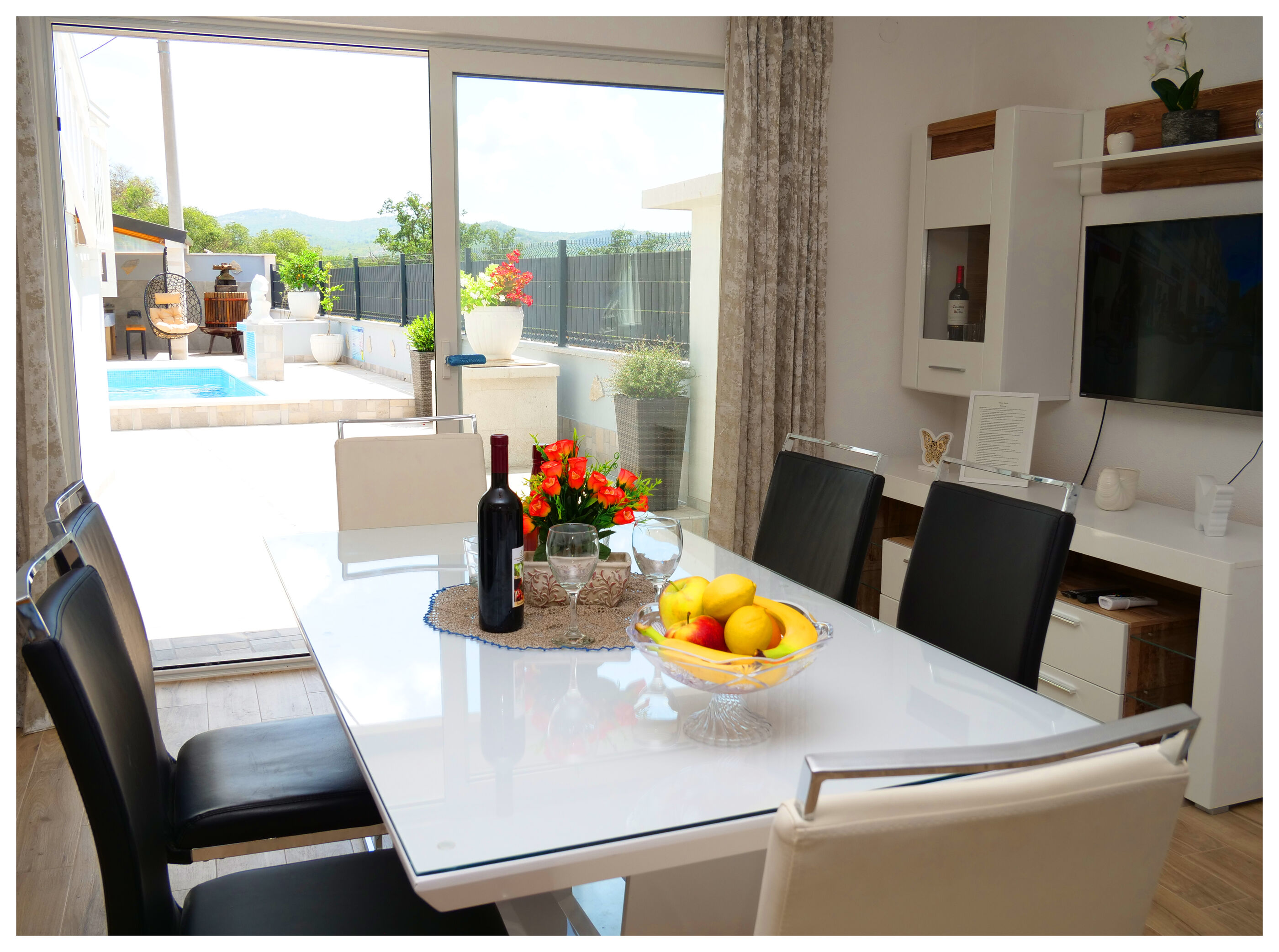 House Luketini dvori 97091-K1