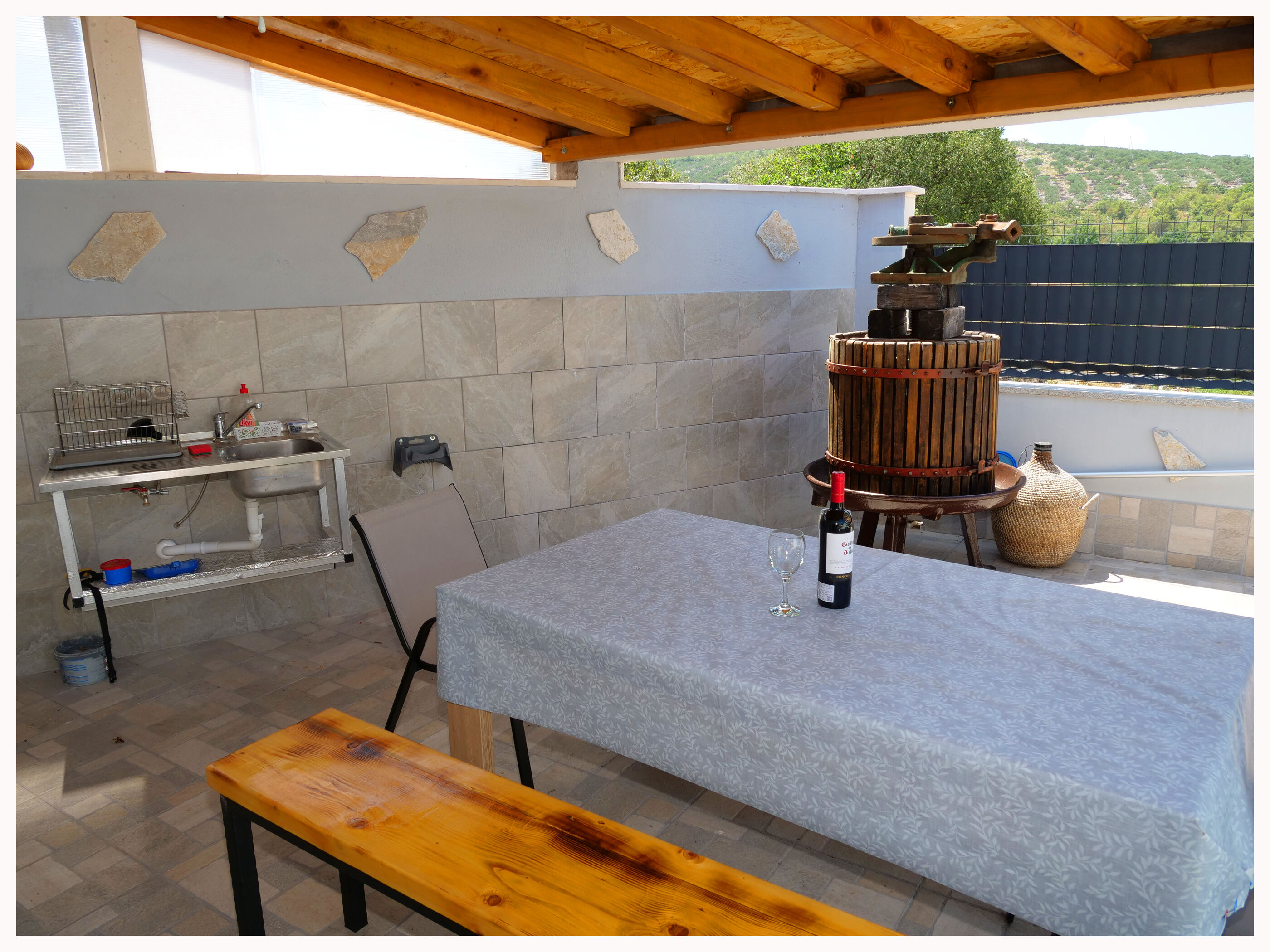 House Luketini dvori 97091-K1