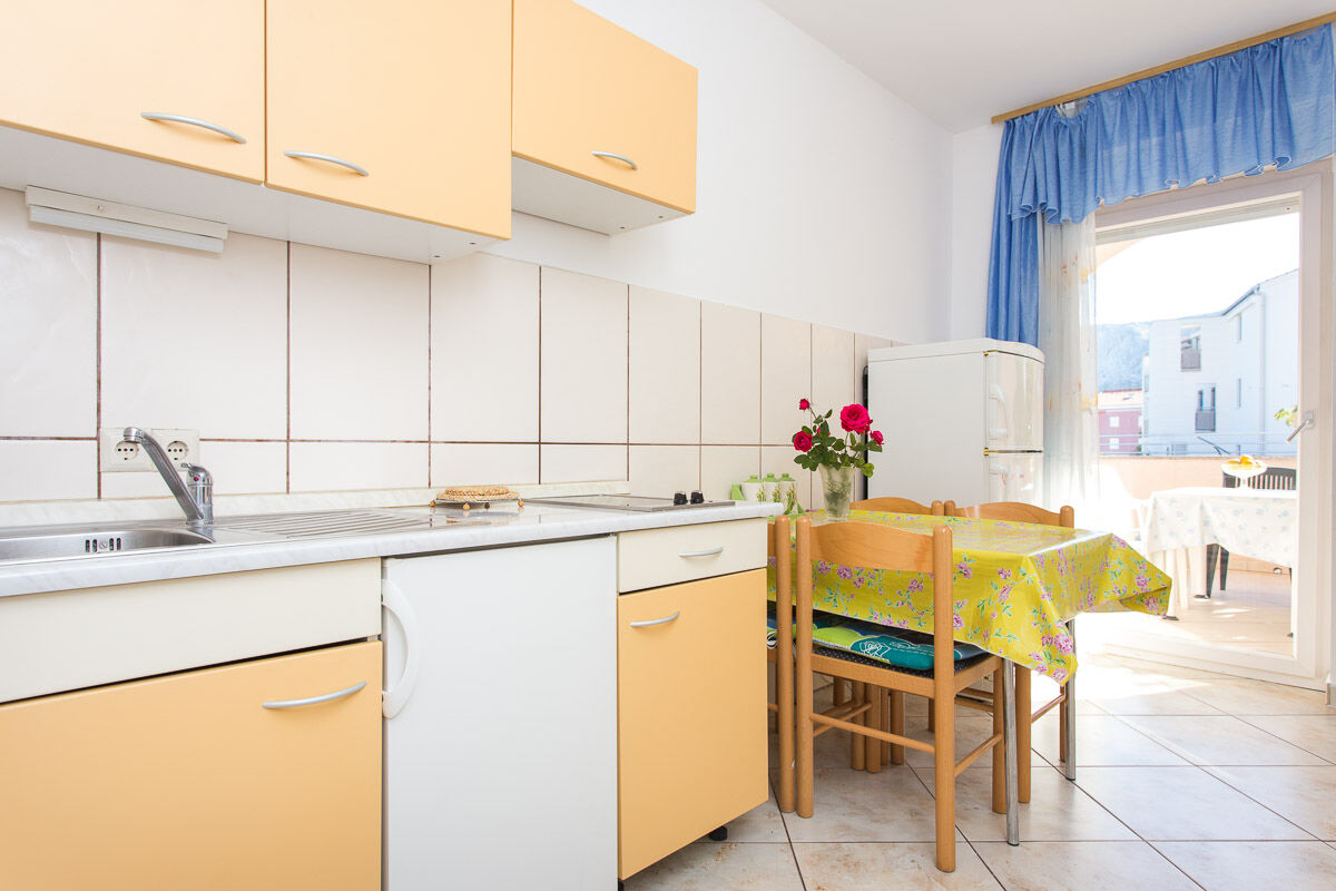 Apartments Zic / Mrakovcic 69421-A3