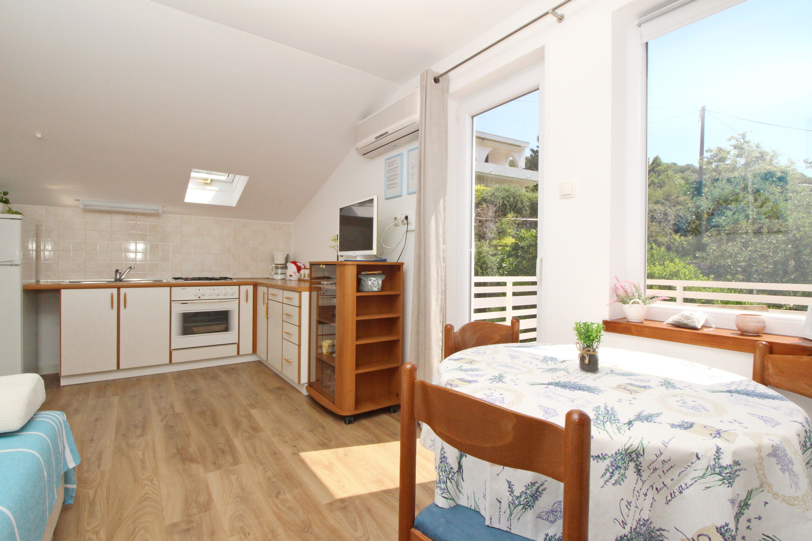 Apartments Čubranić Silvija 69461-A1