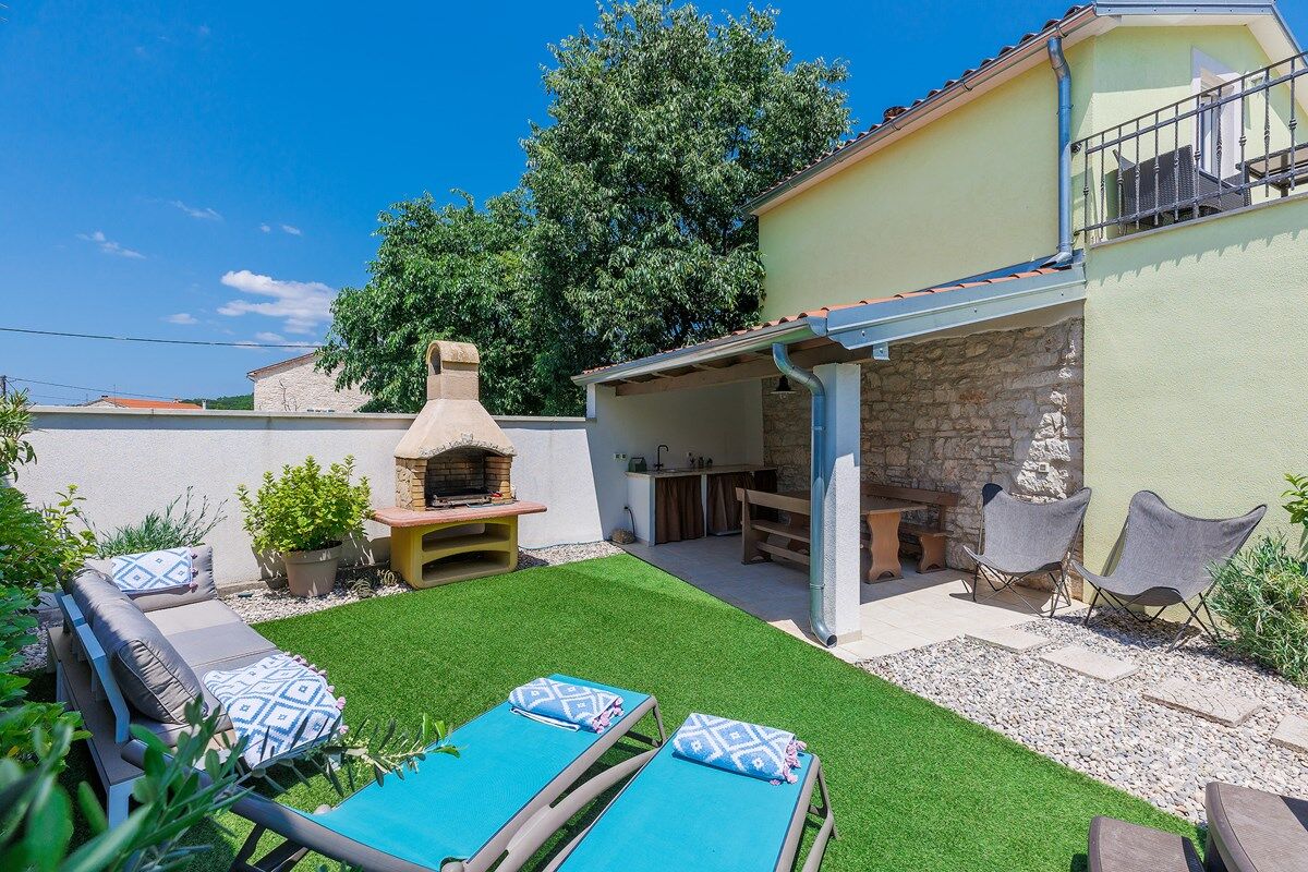 House Ana 73882-K1