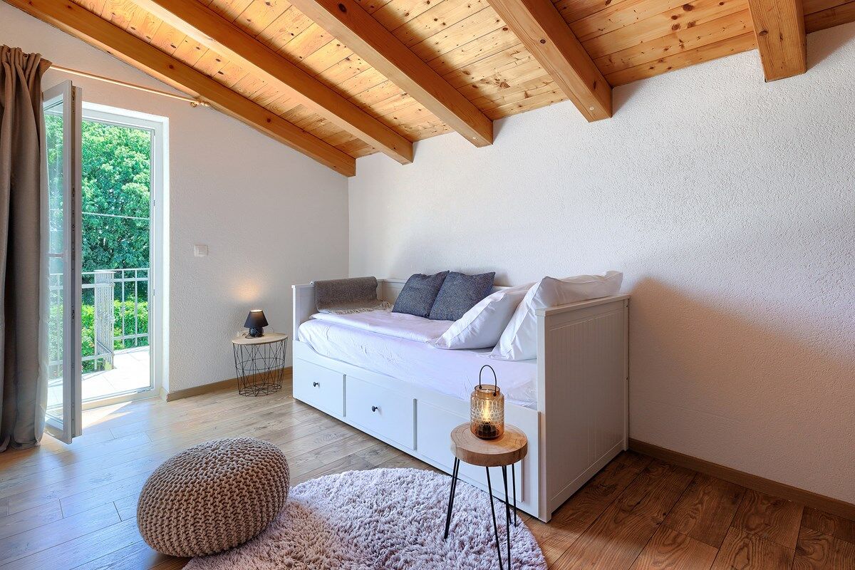 House Ana 73882-K1