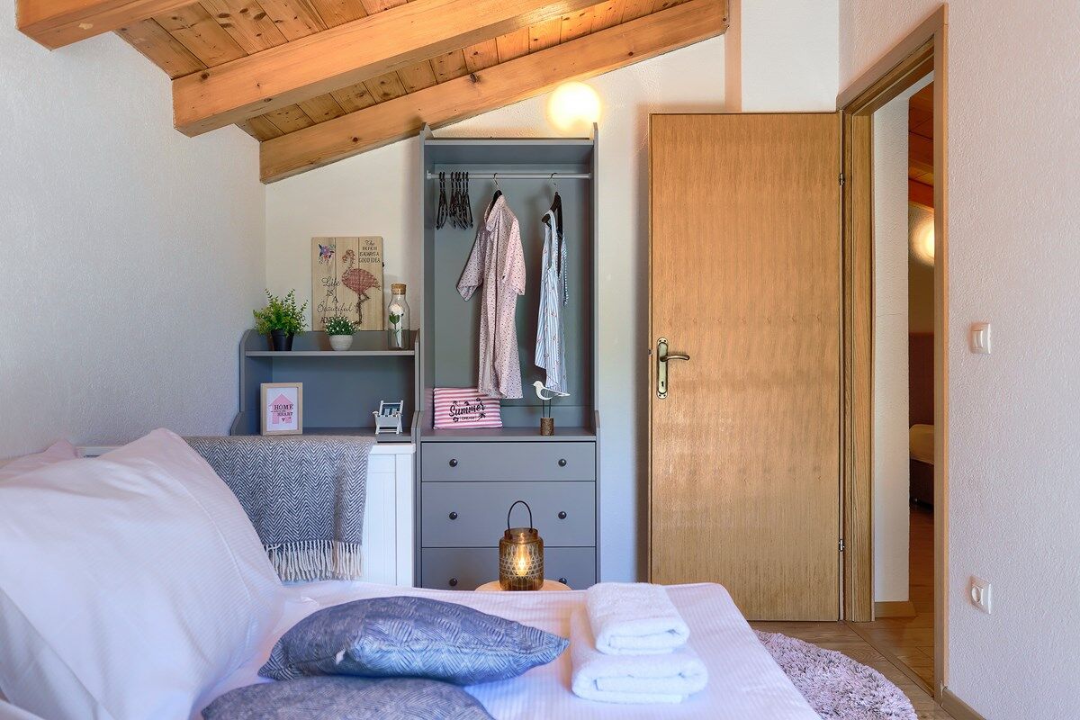 House Ana 73882-K1