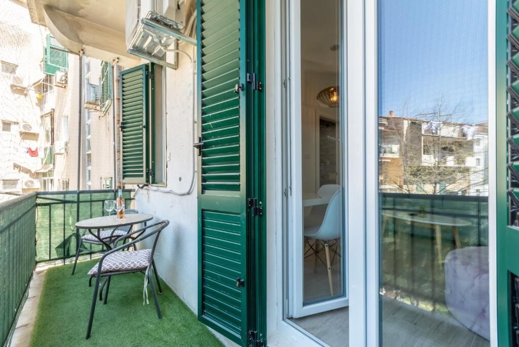 Apartments and Room Poesia 96991-A1