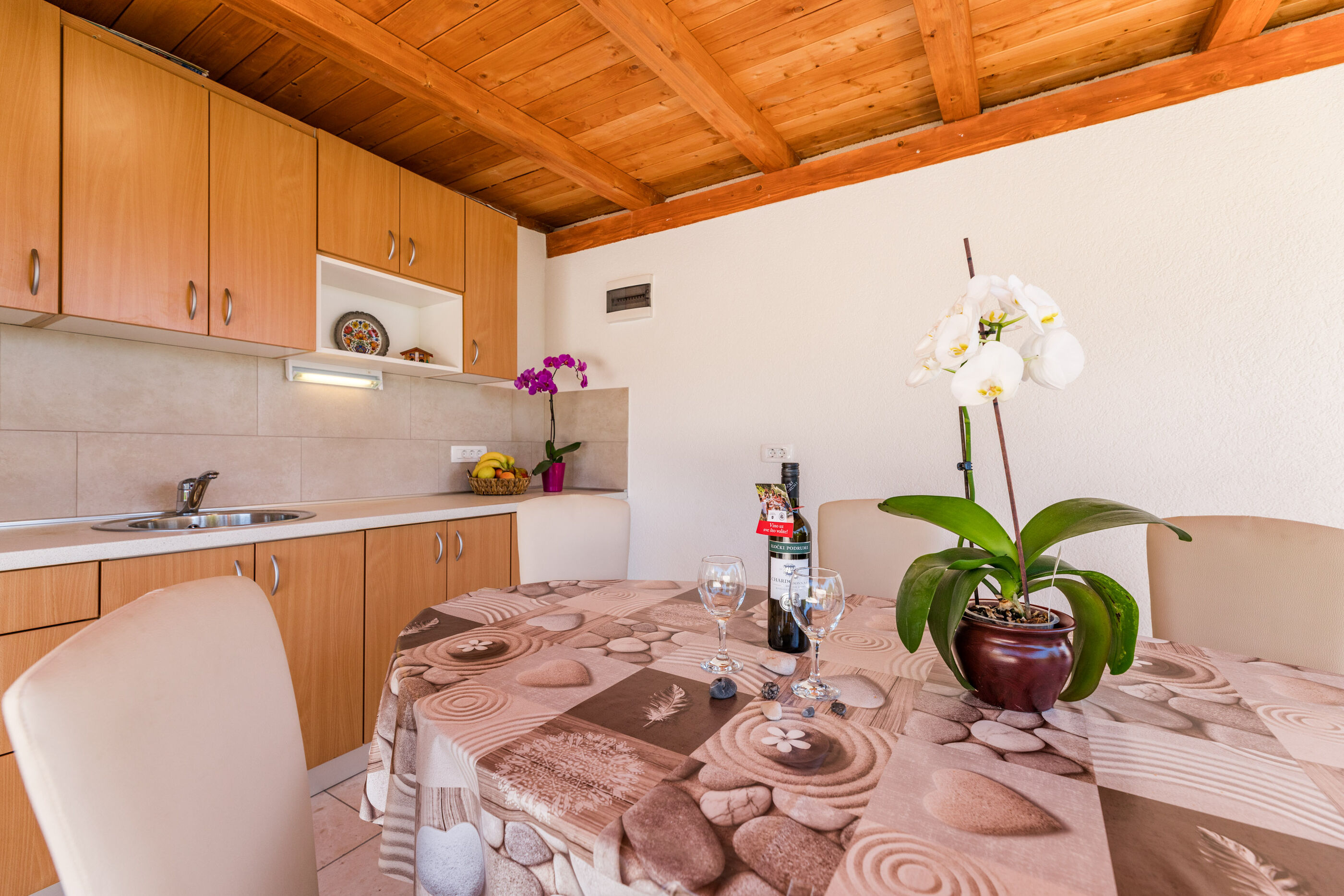 Apartments Katica 71001-A2