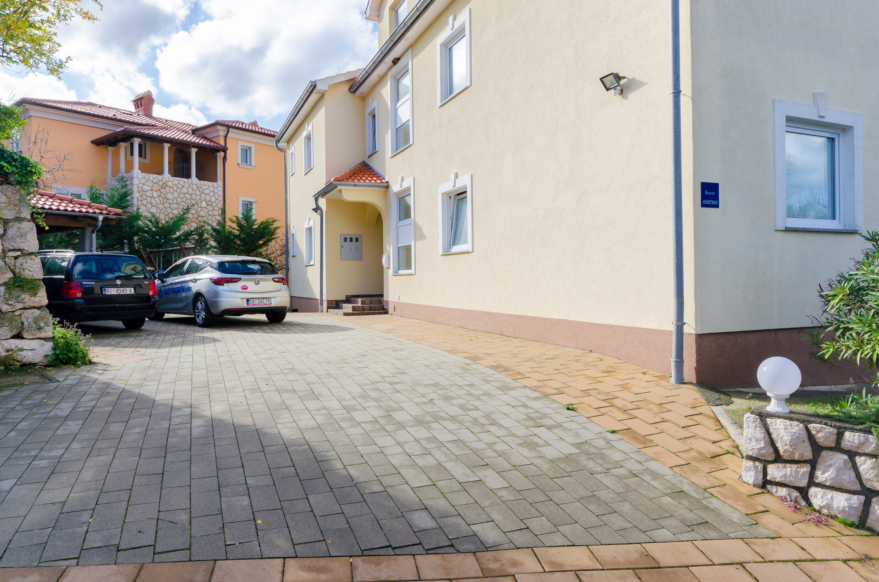 Apartments Alex 87021-A3