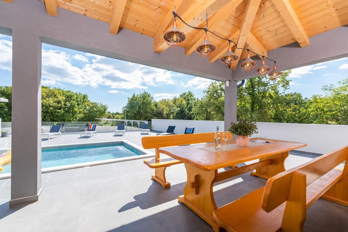 Villa Franco 74277-K1