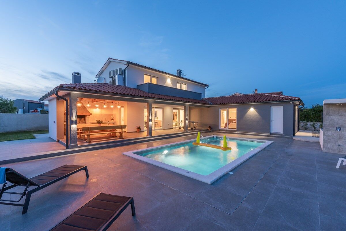 Villa Franco 74277-K1