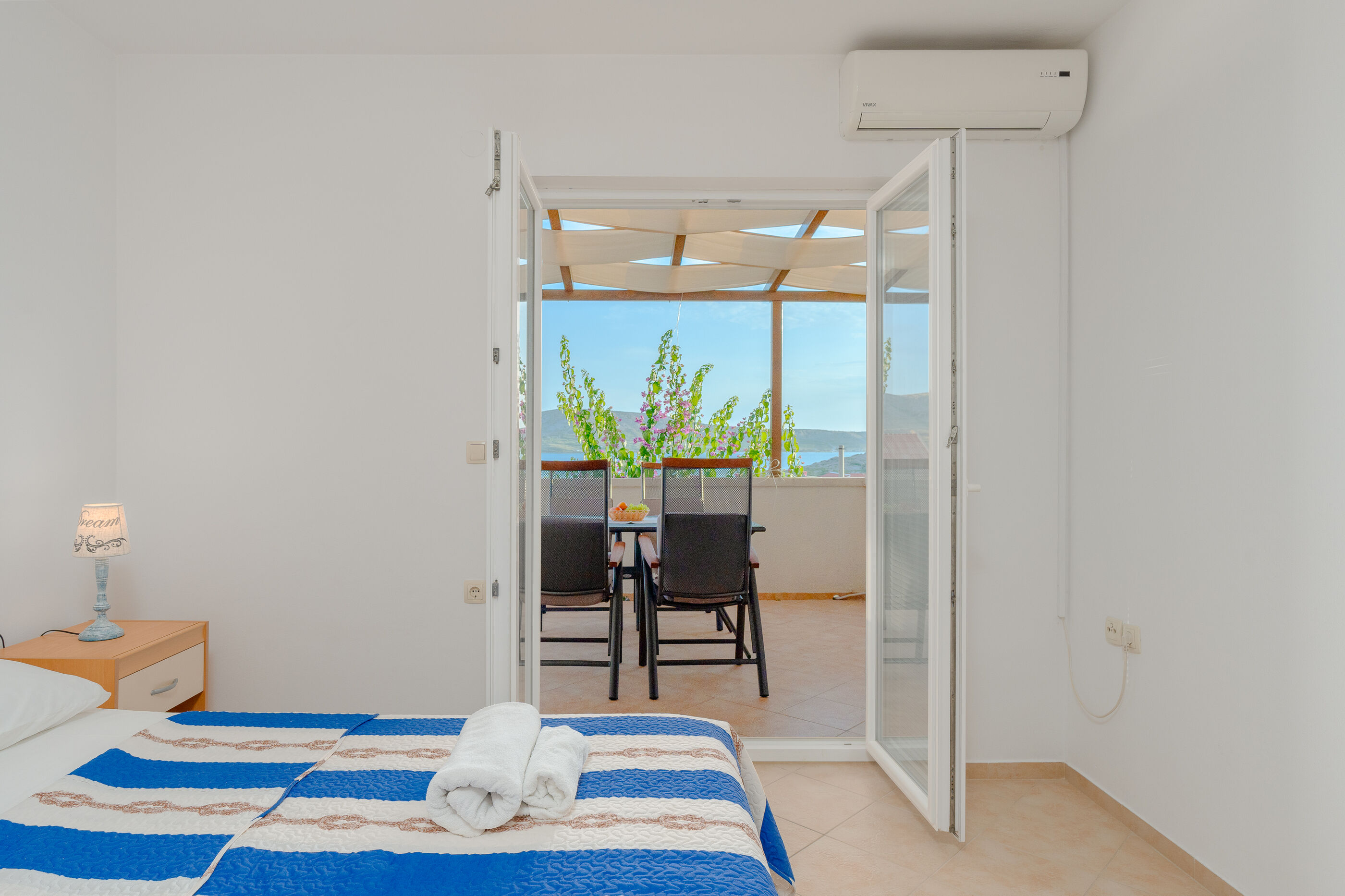 Apartments Luka 29381-A1