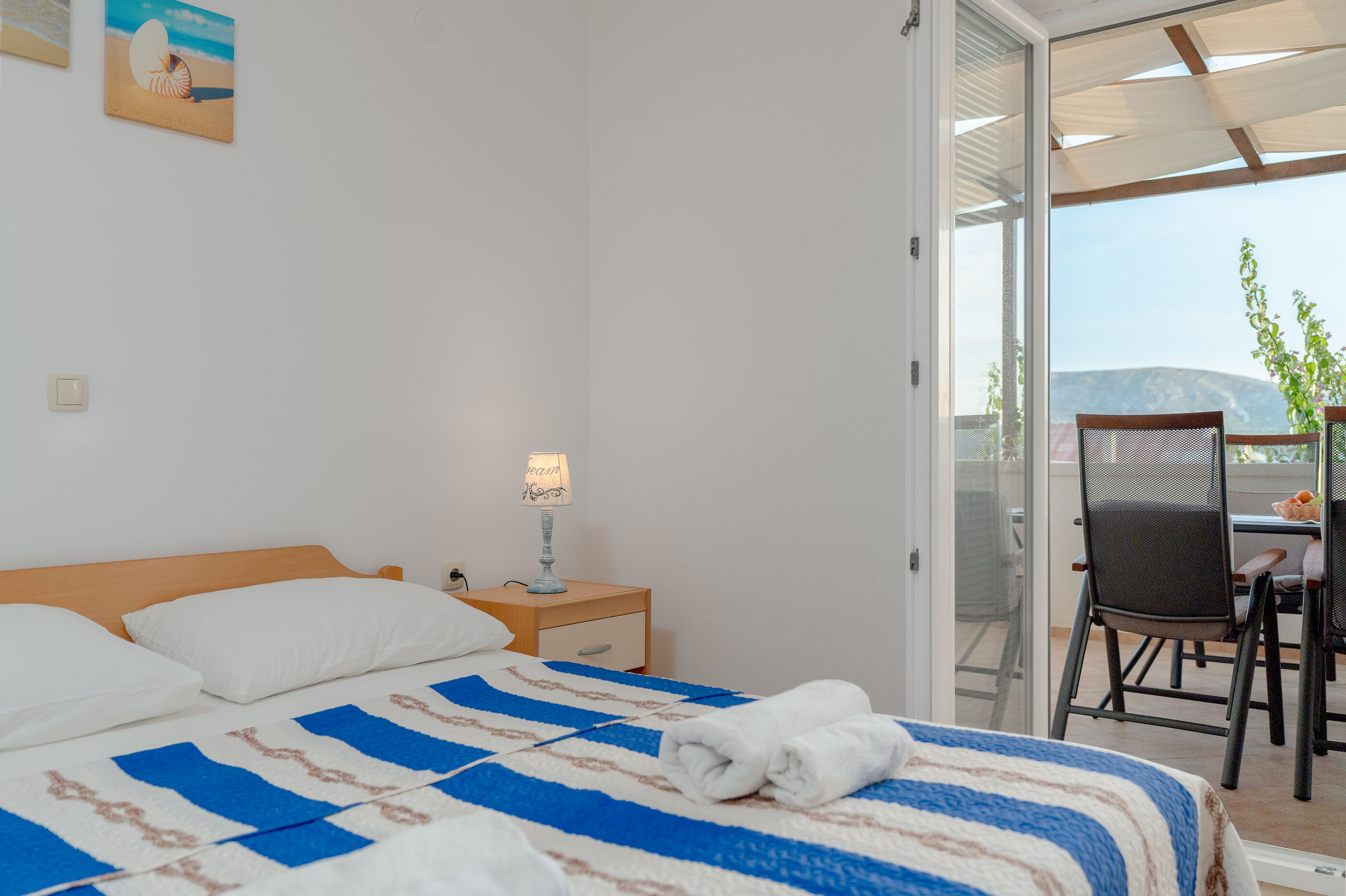 Apartments Luka 29381-A1
