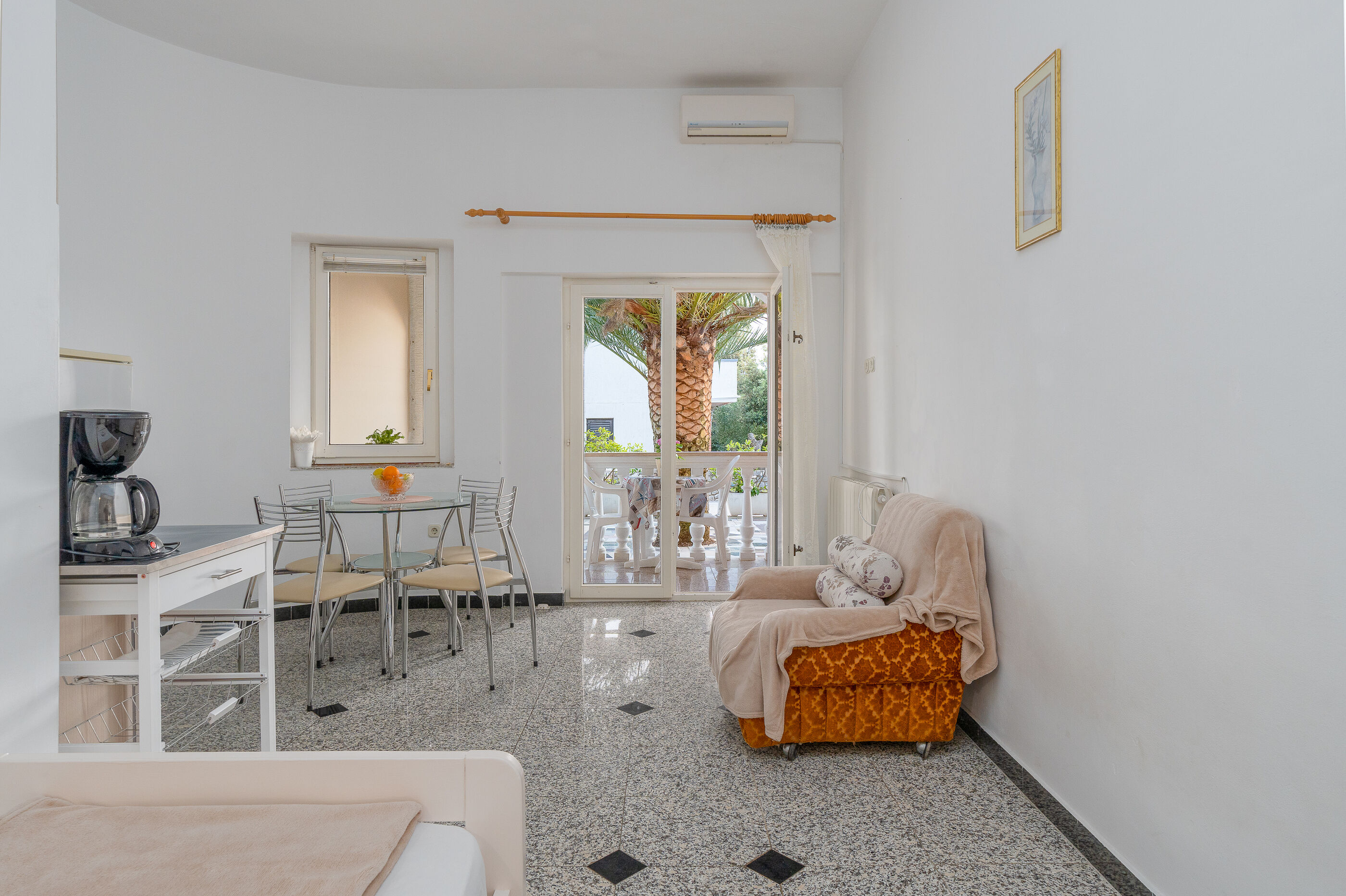 Apartments Family Gligora 25321-A7