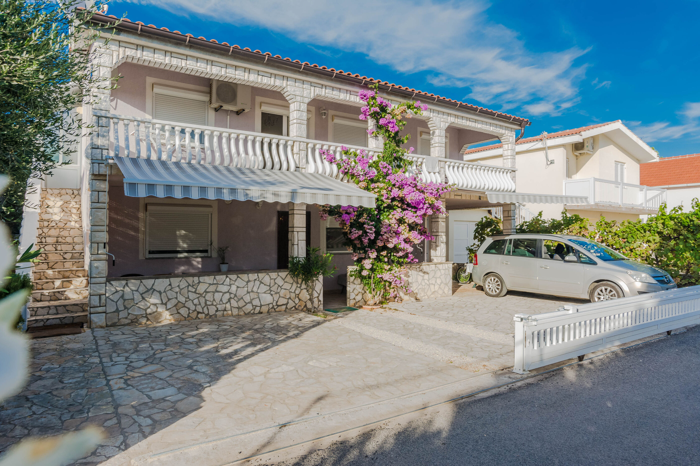 Apartments Vinceljak 29782-A1