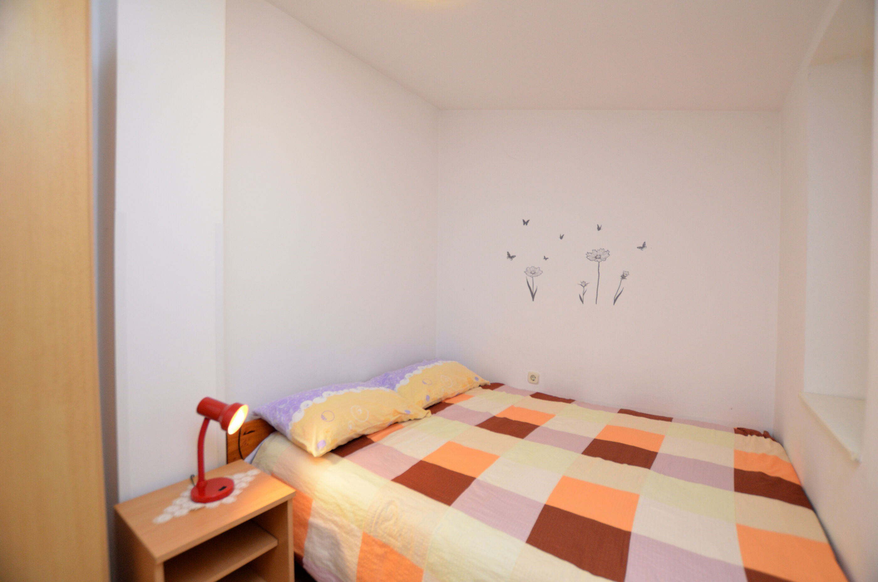 Apartments Lory 90041-A2