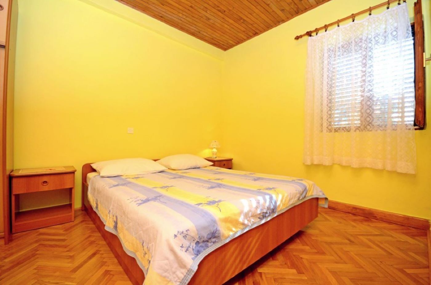 Apartments Marinko 37171-A2