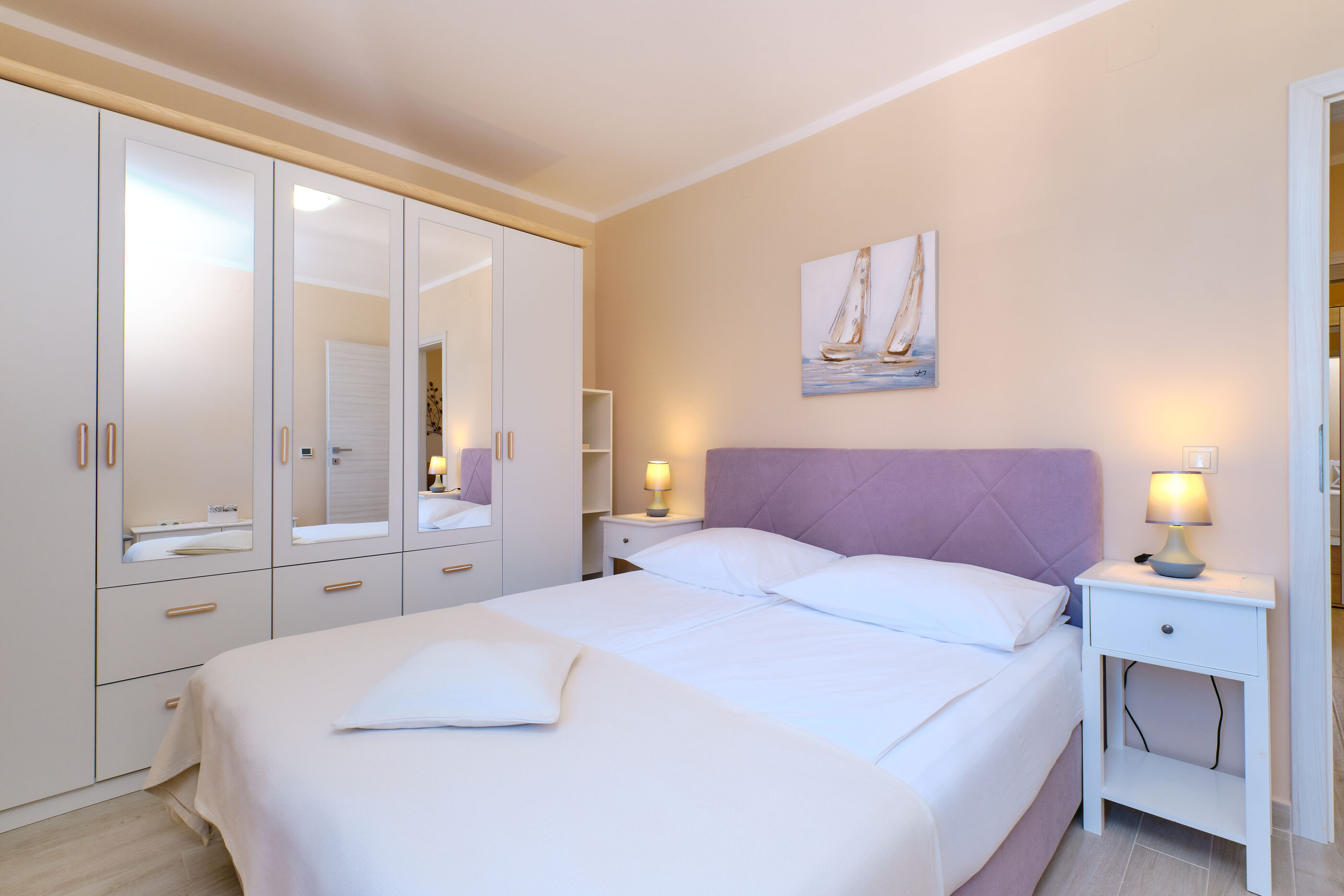 Apartments Enna 50162-A3