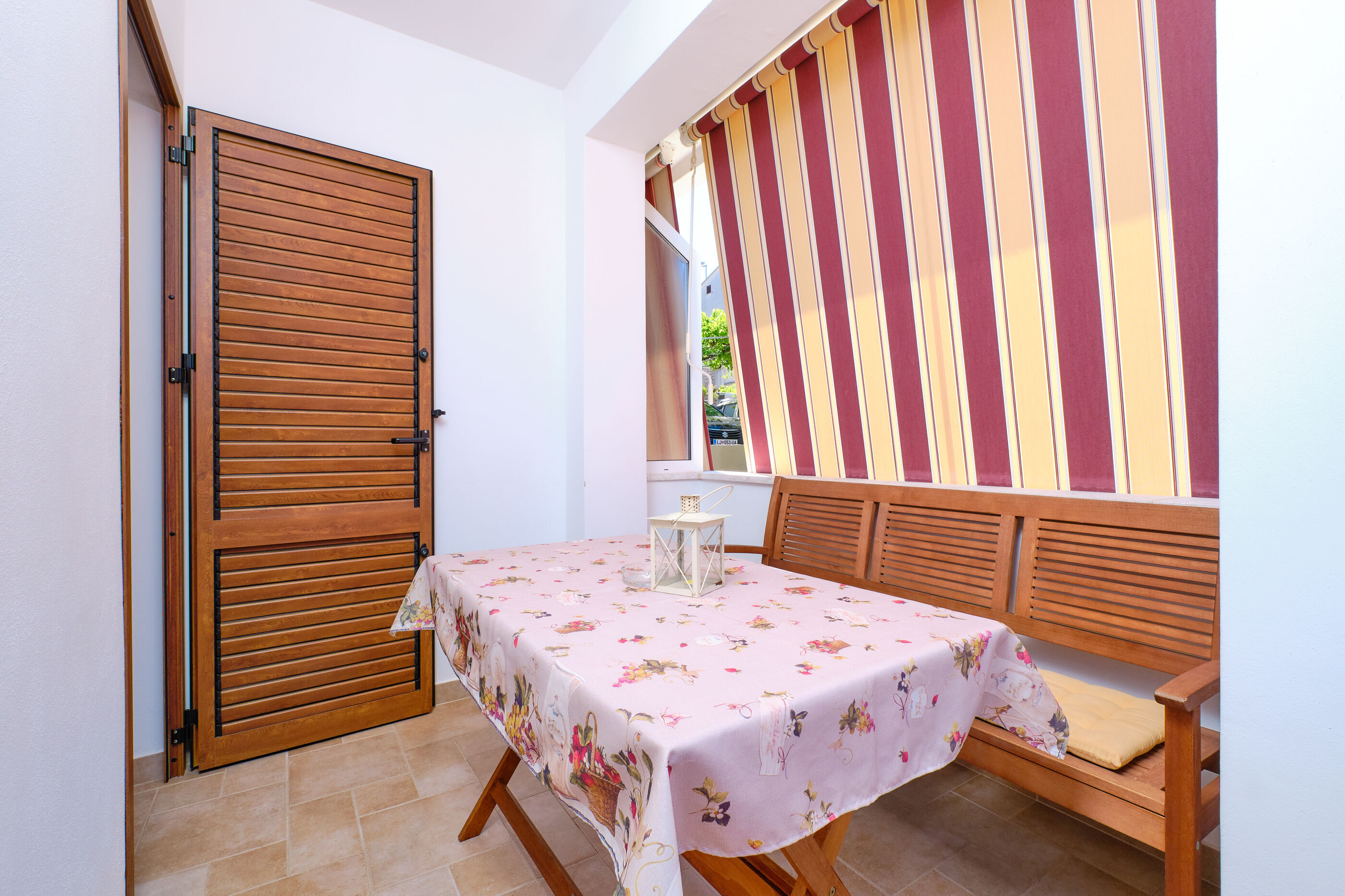 Apartments Enna 50162-A3