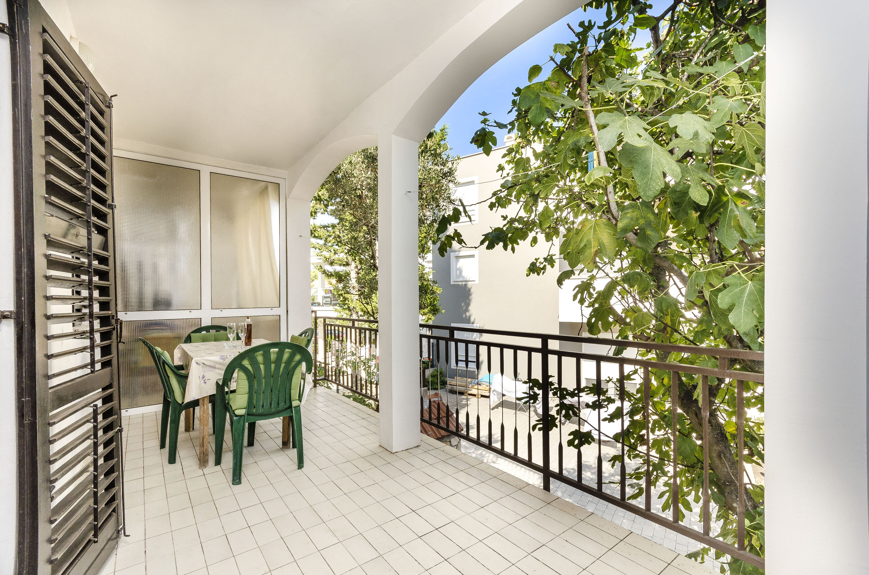 Apartment More 90201-A1