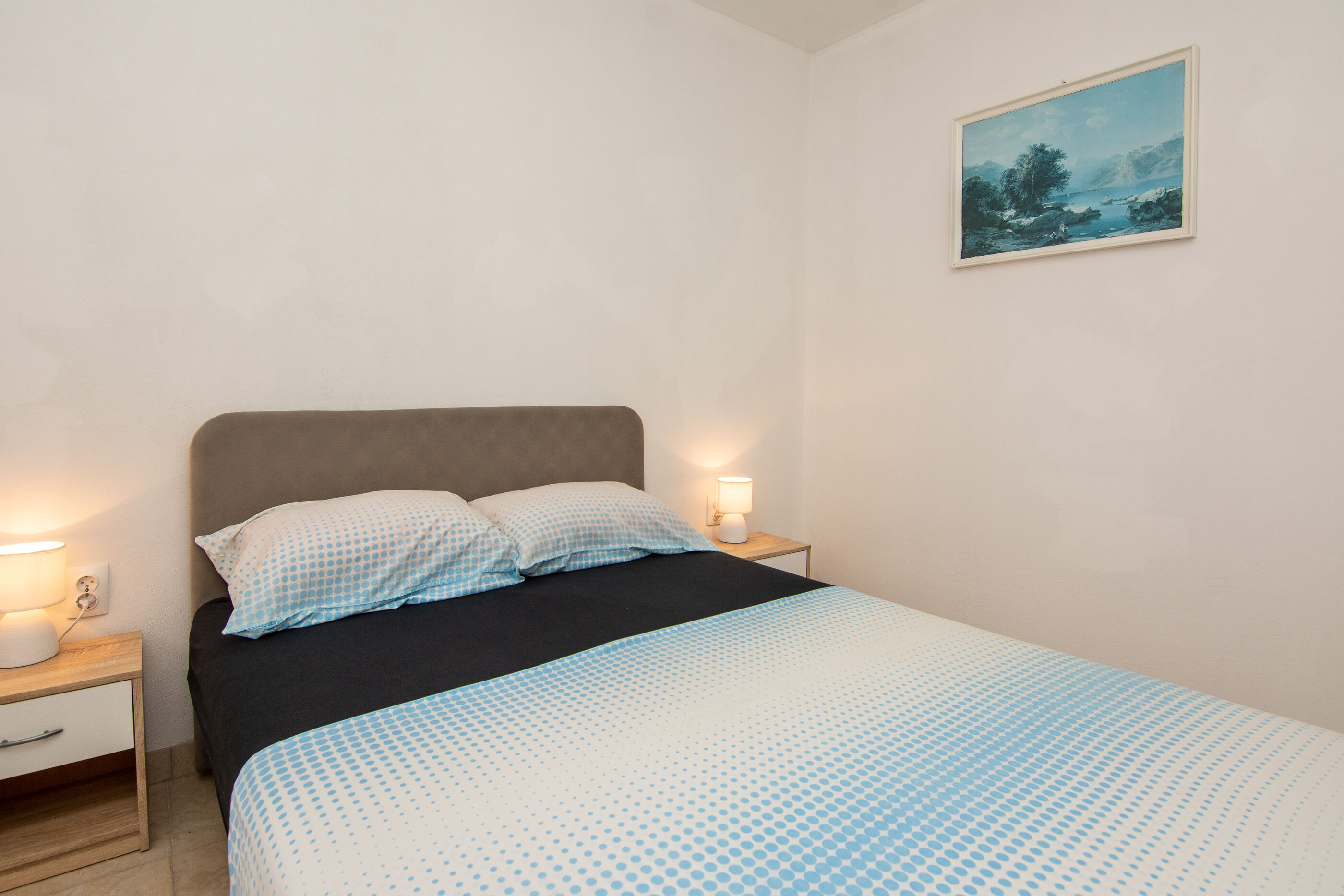 Apartments Cupic 29788-A1