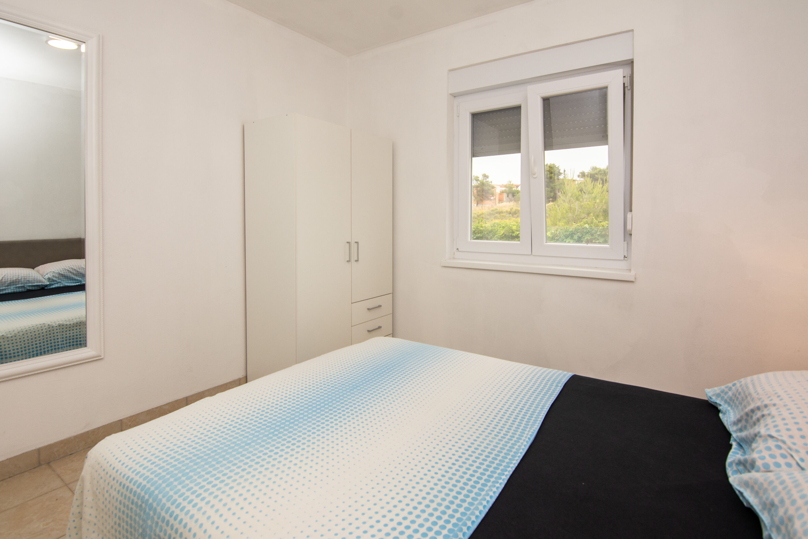 Apartments Cupic 29788-A1