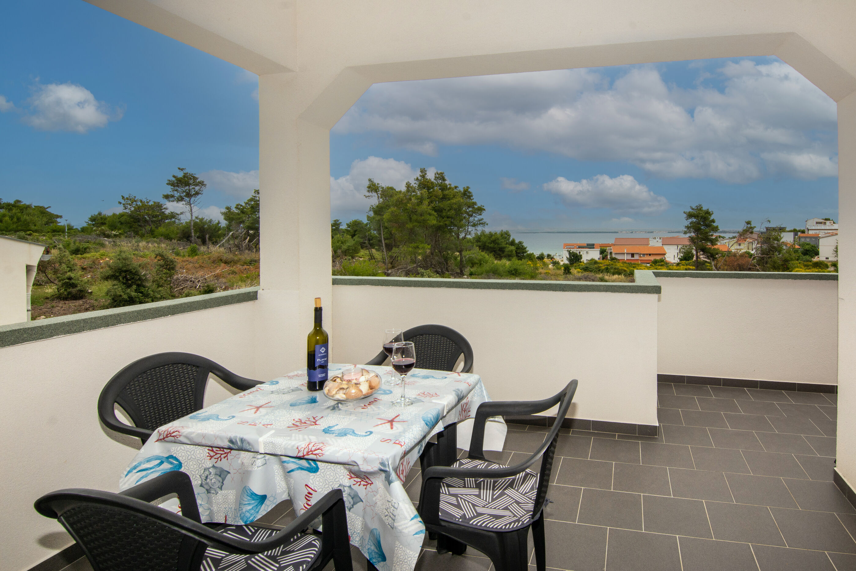 Apartments Cupic 29788-A2
