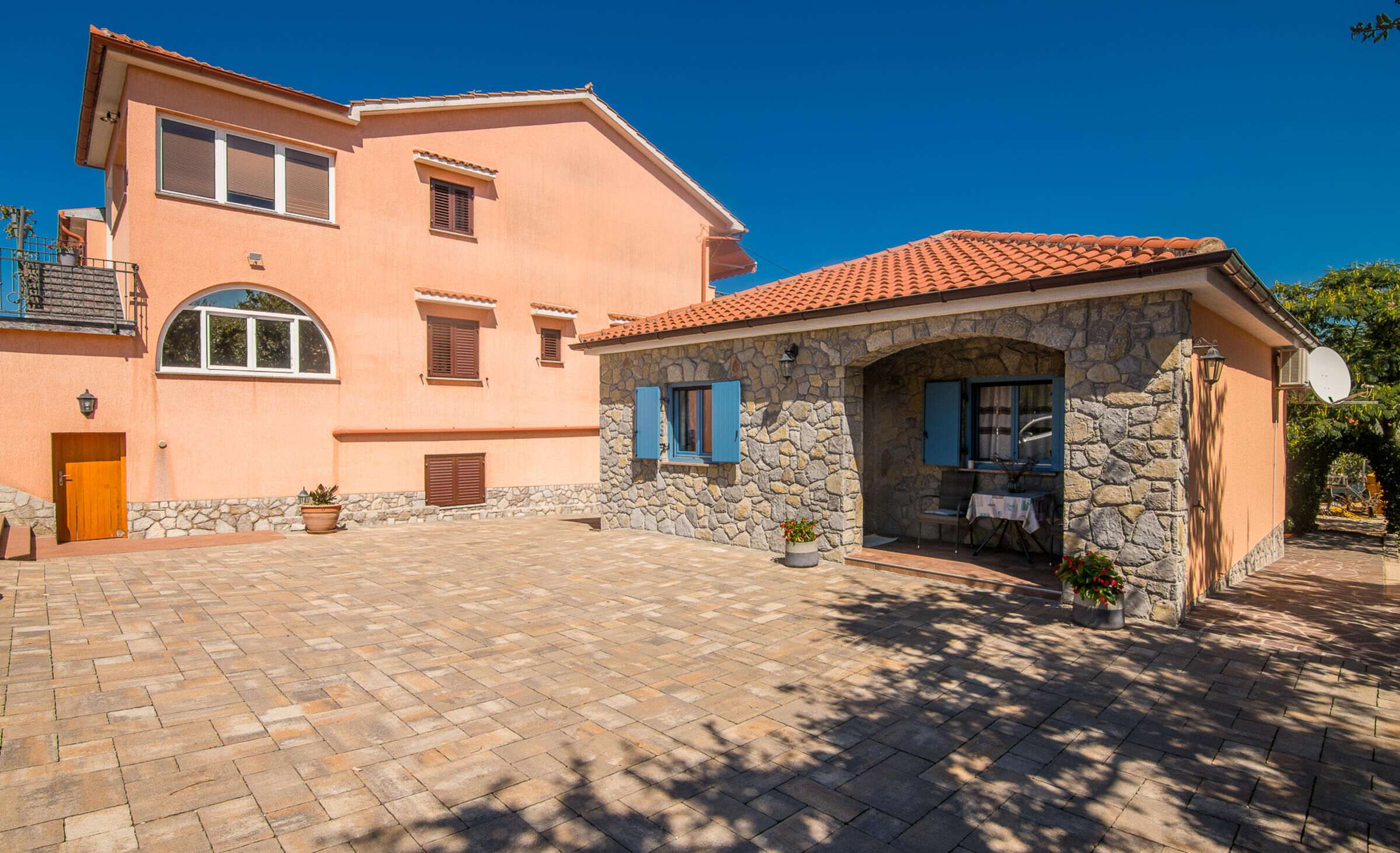 Apartments Prendivoj 62015-A2