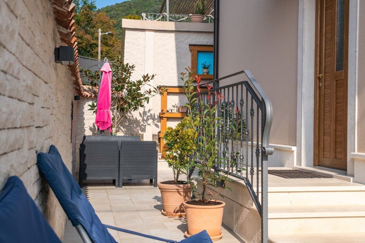 Villa Porto 74063-K1
