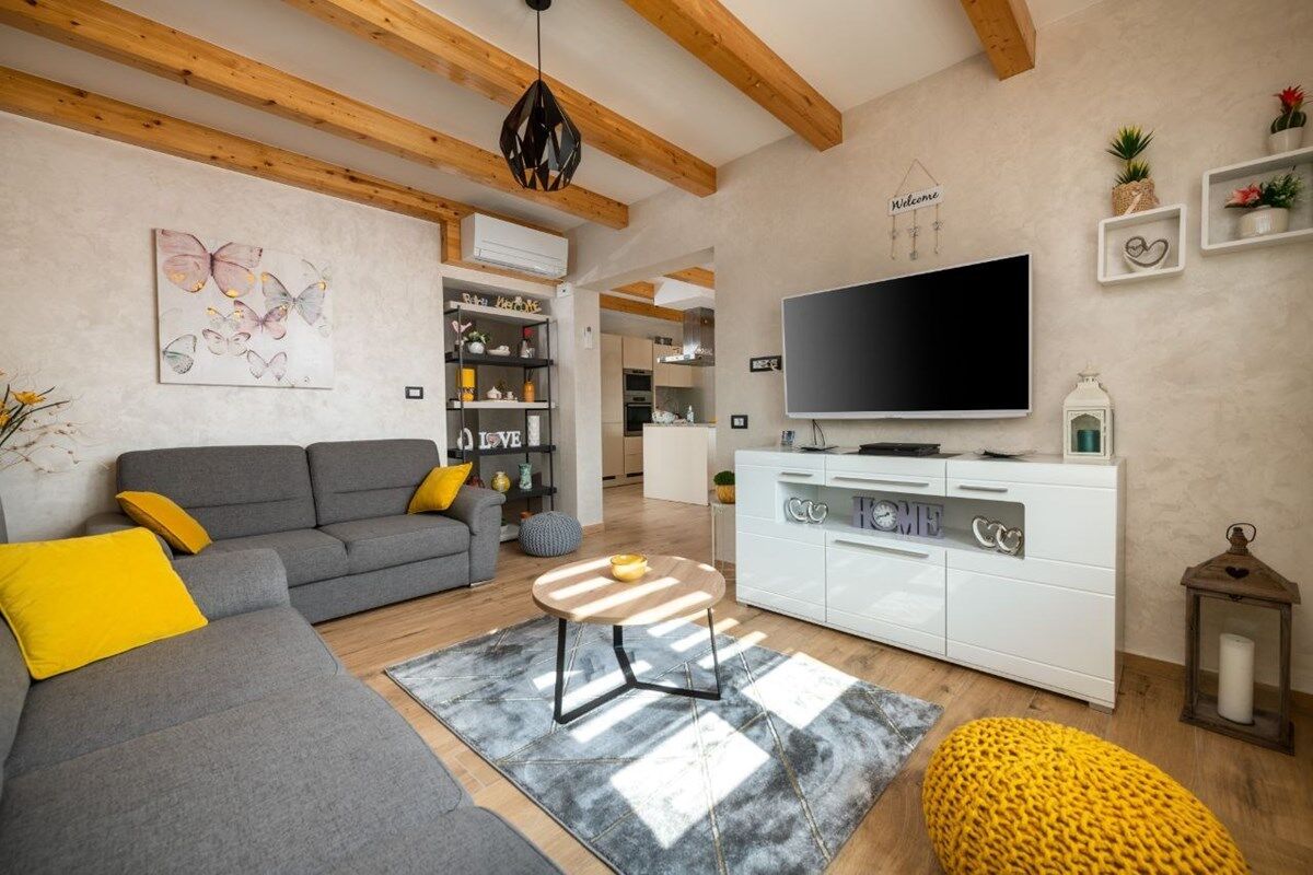 Villa Porto 74063-K1