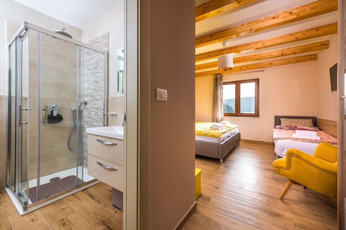 Villa Porto 74063-K1