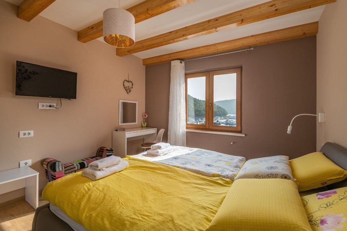 Villa Porto 74063-K1