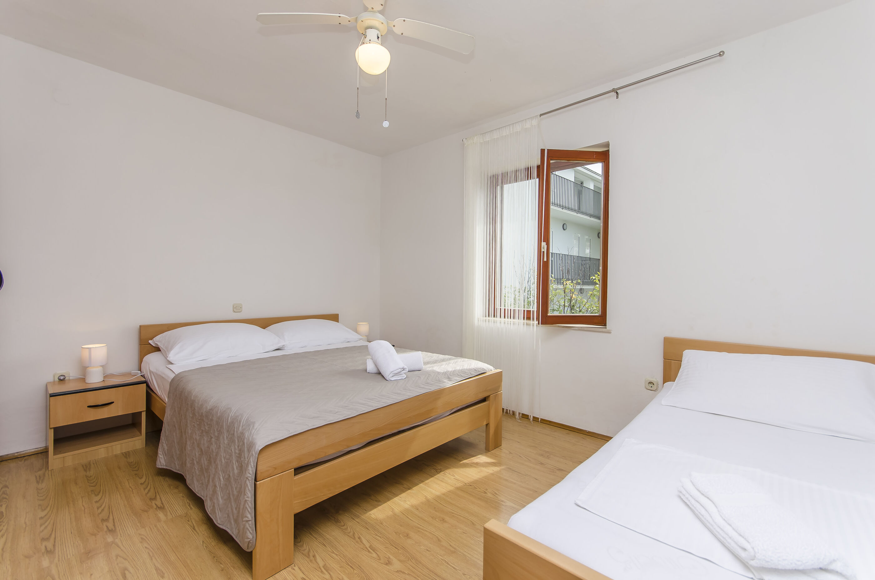 Apartments Seafront Jadranka 97311-A1