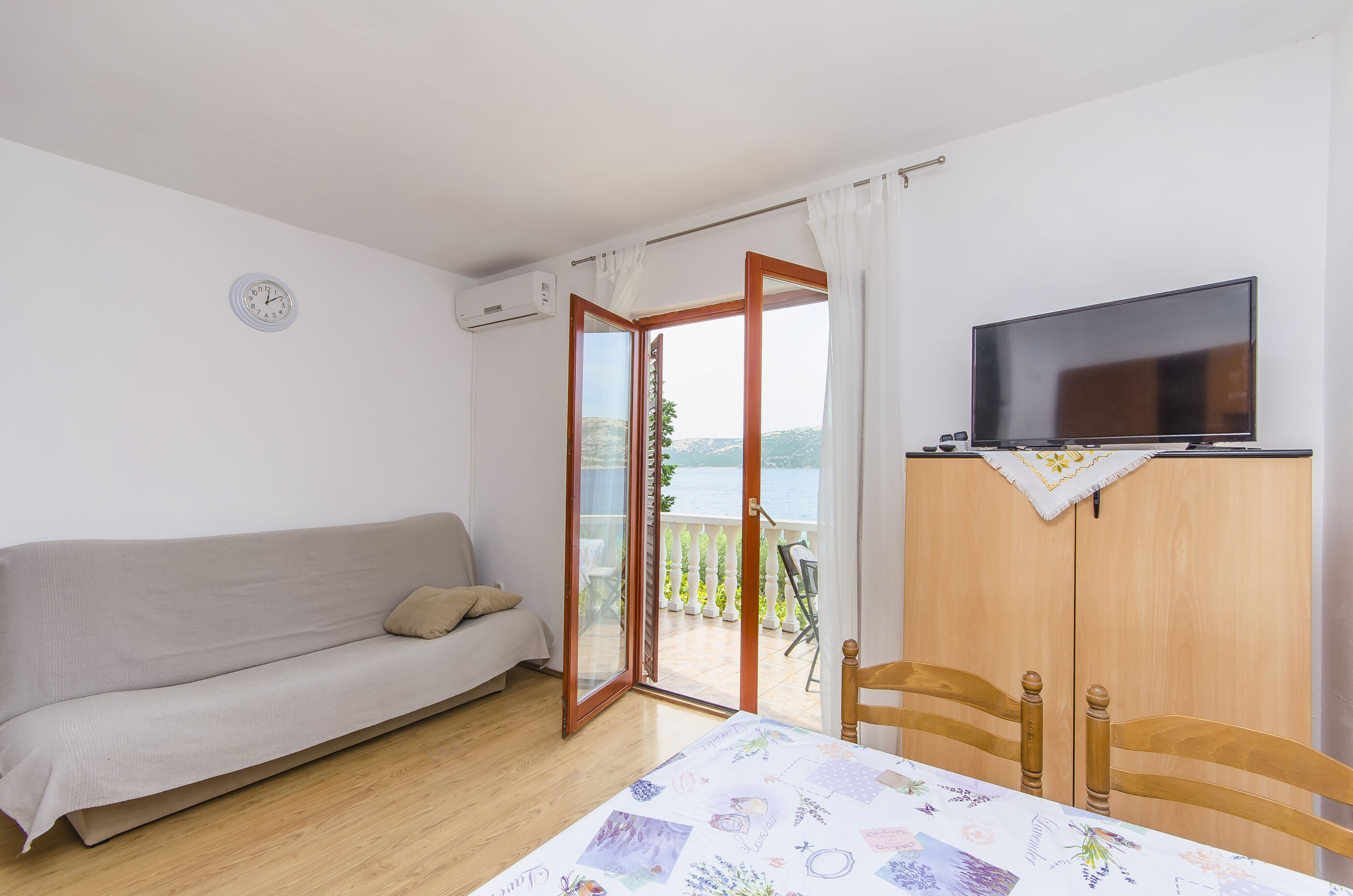 Apartments Seafront Jadranka 97311-A2