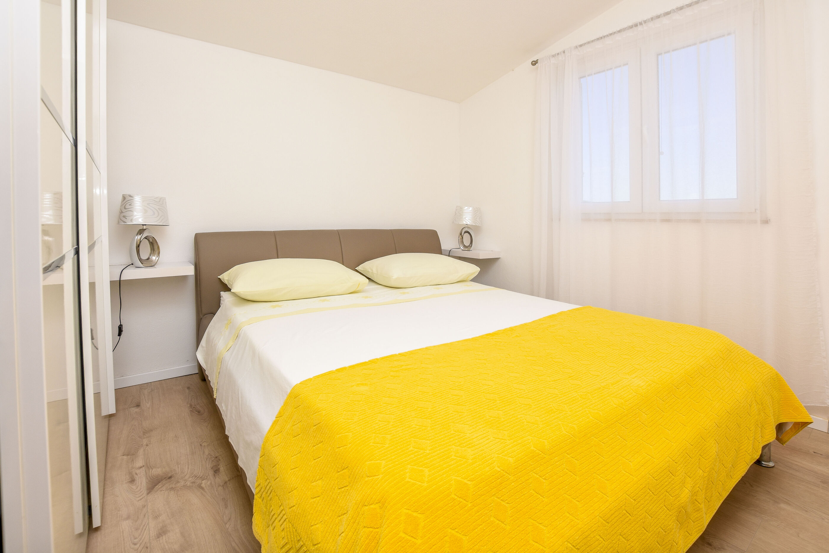 Apartments Branko 24391-A2