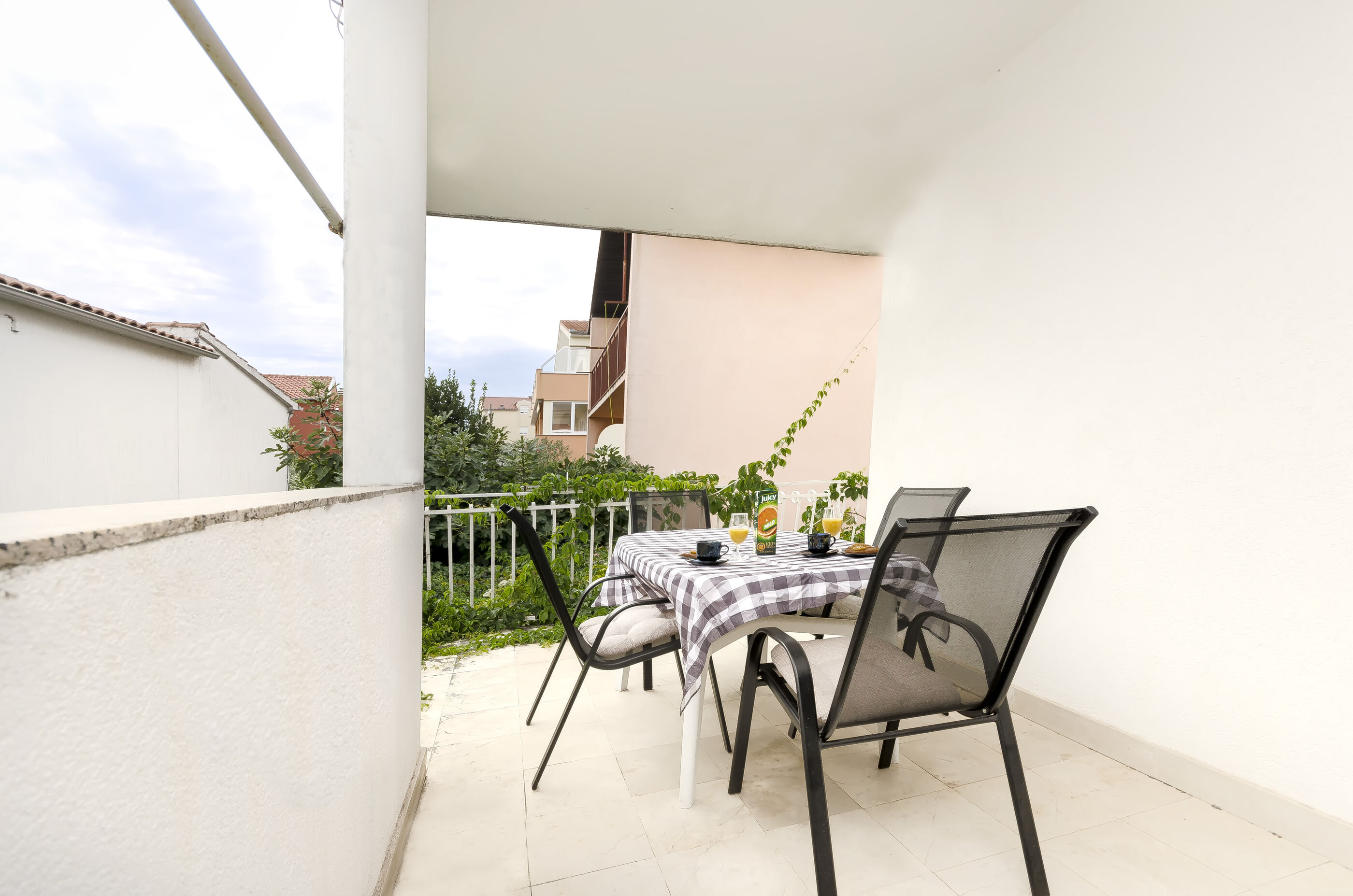 Apartment Orchid 97321-A1