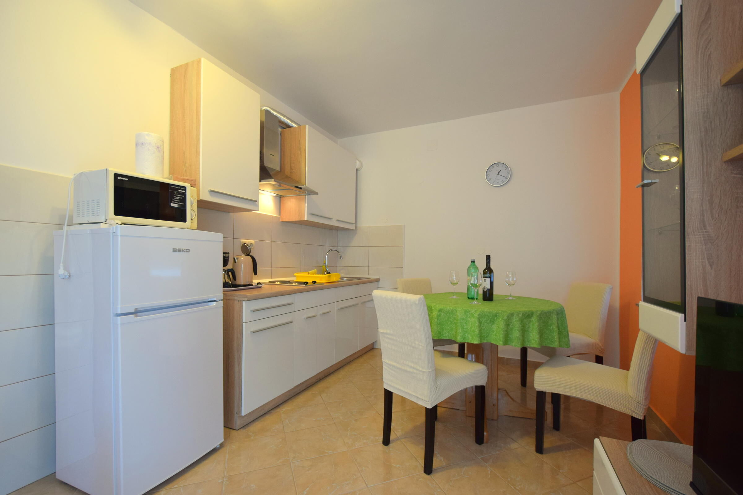 Apartments Cindrić 62174-A1