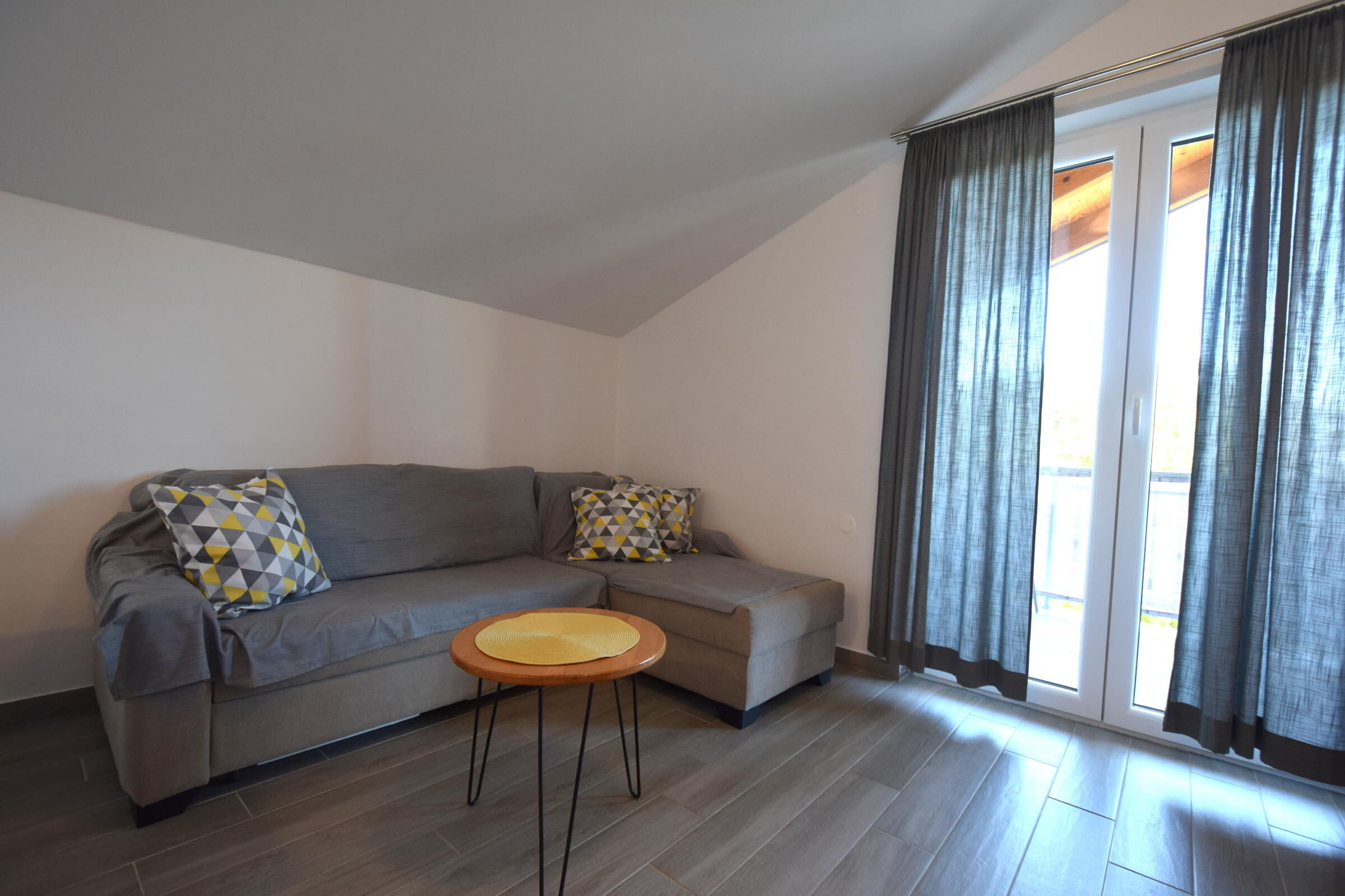 Apartments Cindrić 62174-A2