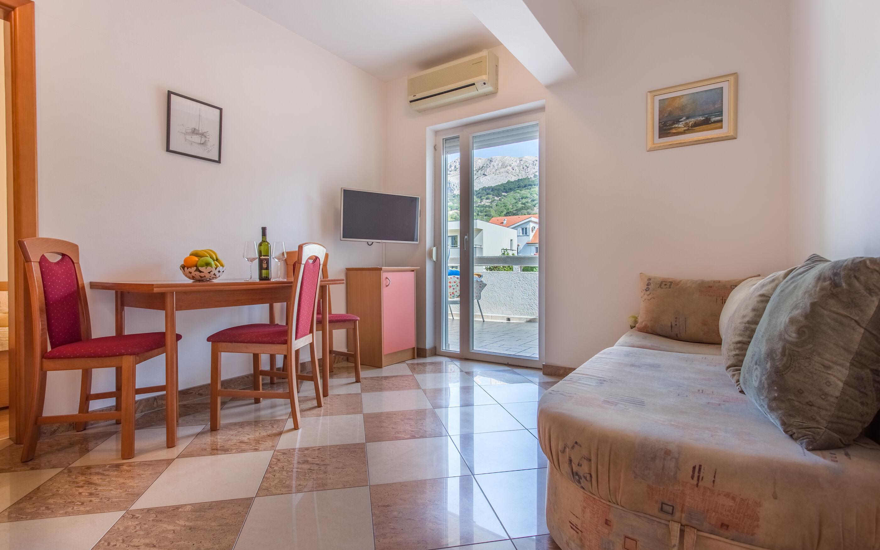 Apartments Dorijana 68731-A2