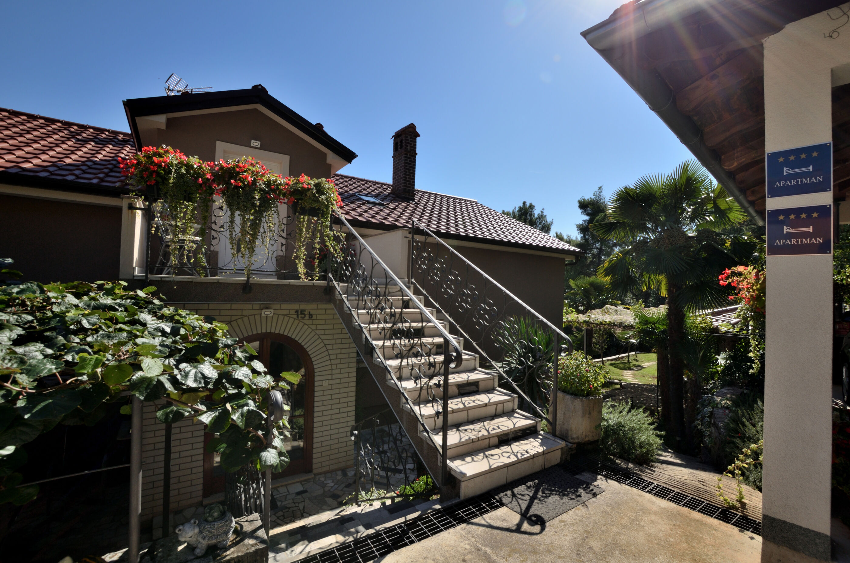 Apartments Viktoria 61331-A2