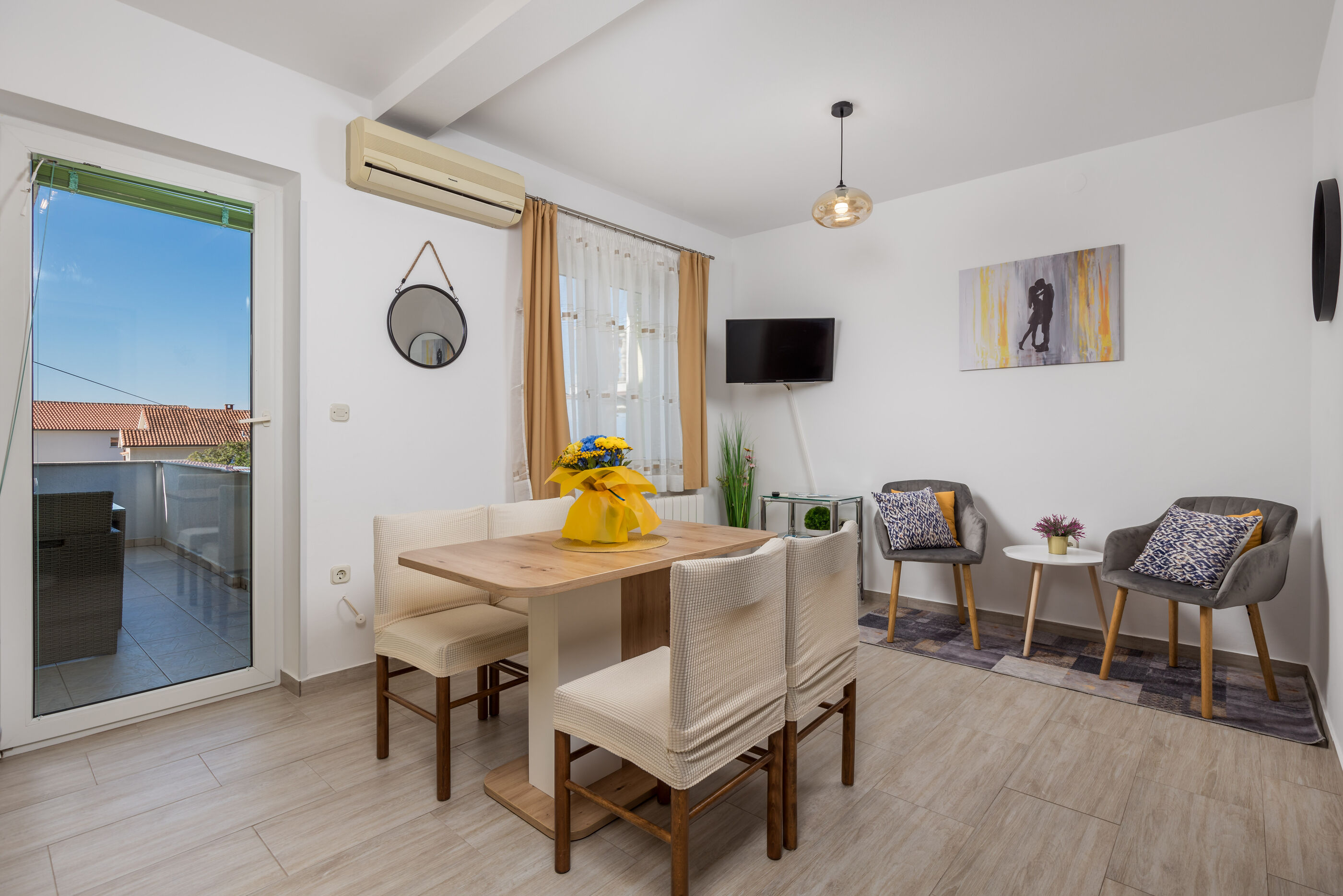 Apartments and Room Slavica 68421-A3