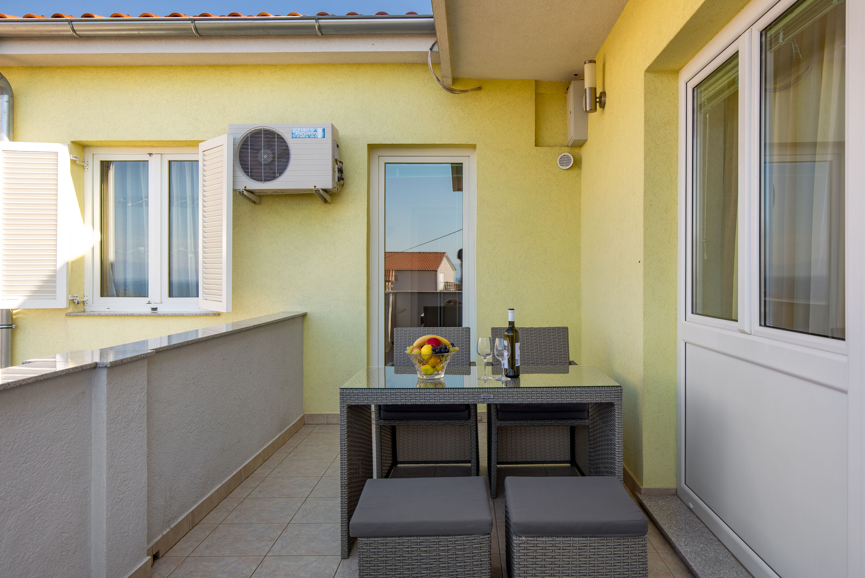 Apartments and Room Slavica 68421-A3