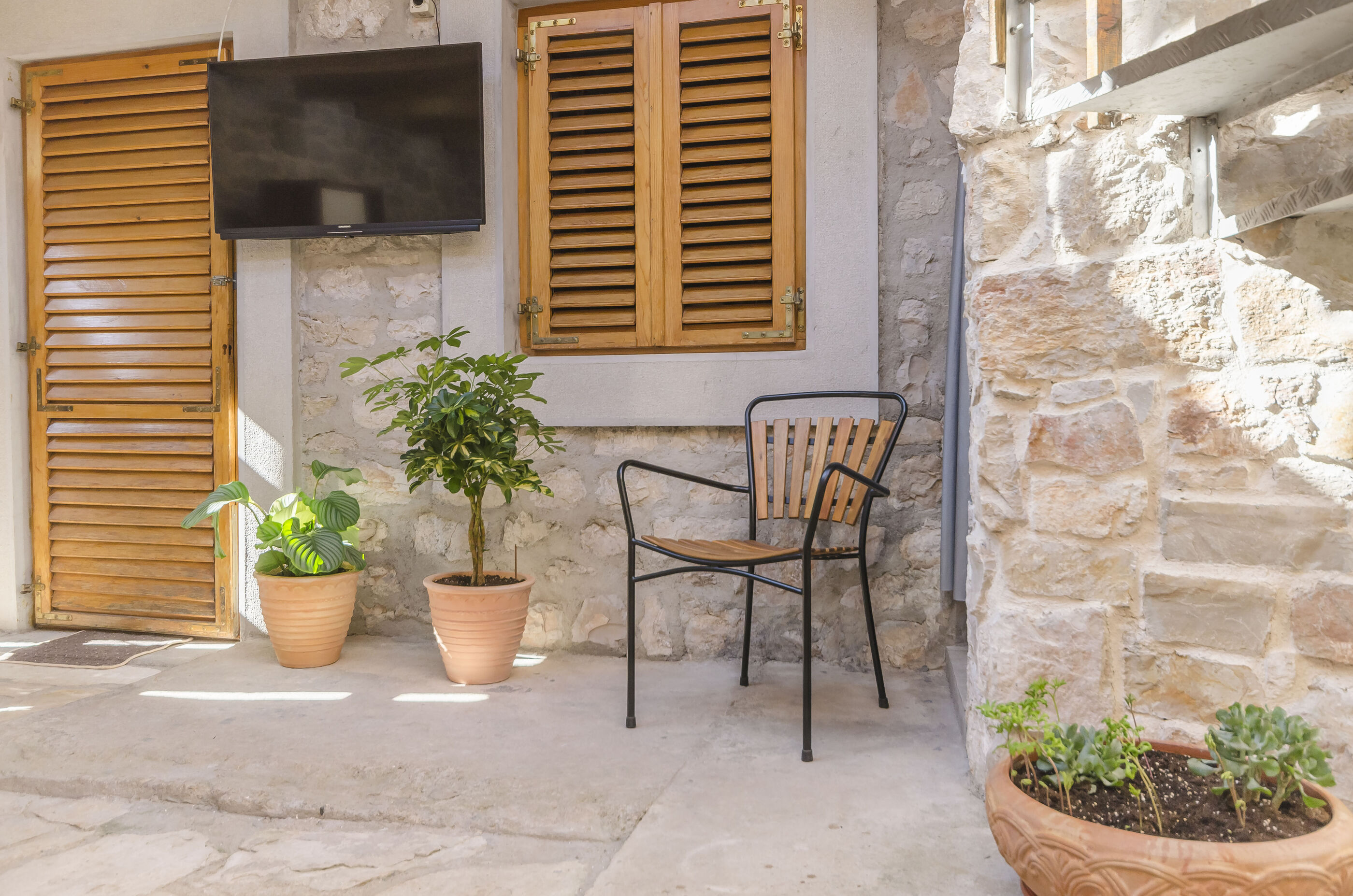 House Hidden Beauty 89471-K1