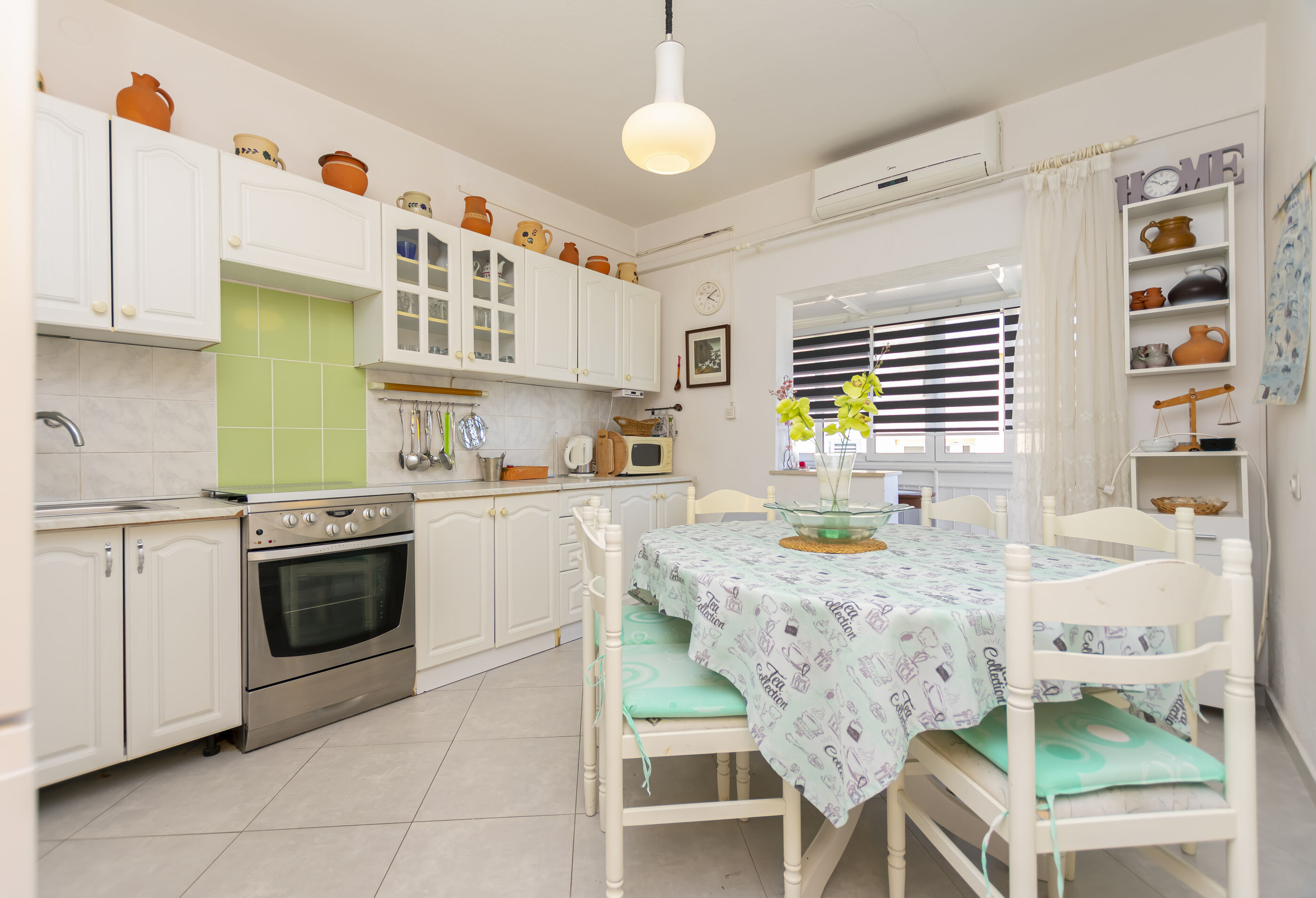 Apartment Two Sisters 89621-A1