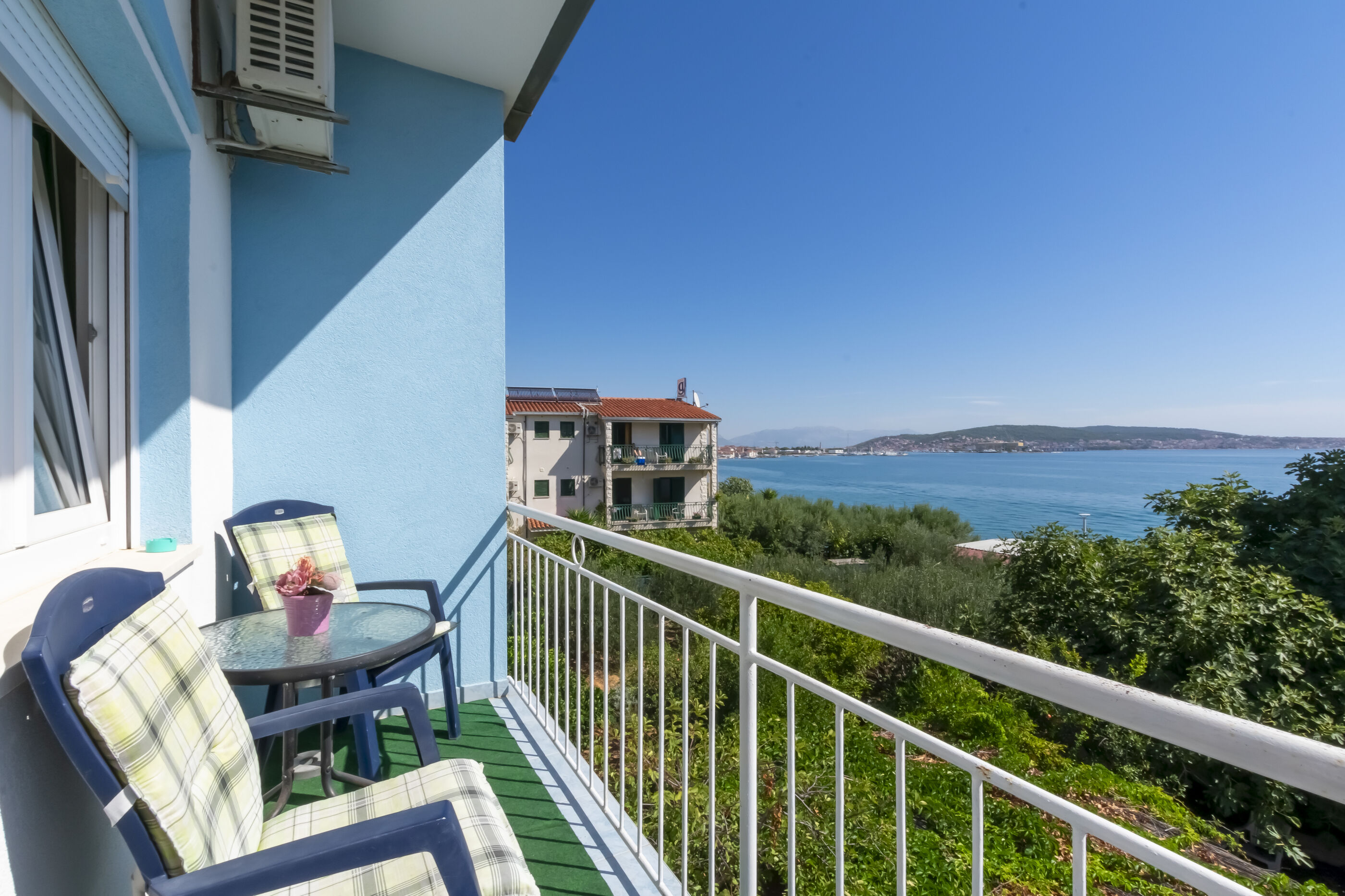 Apartment Two Sisters 89621-A1